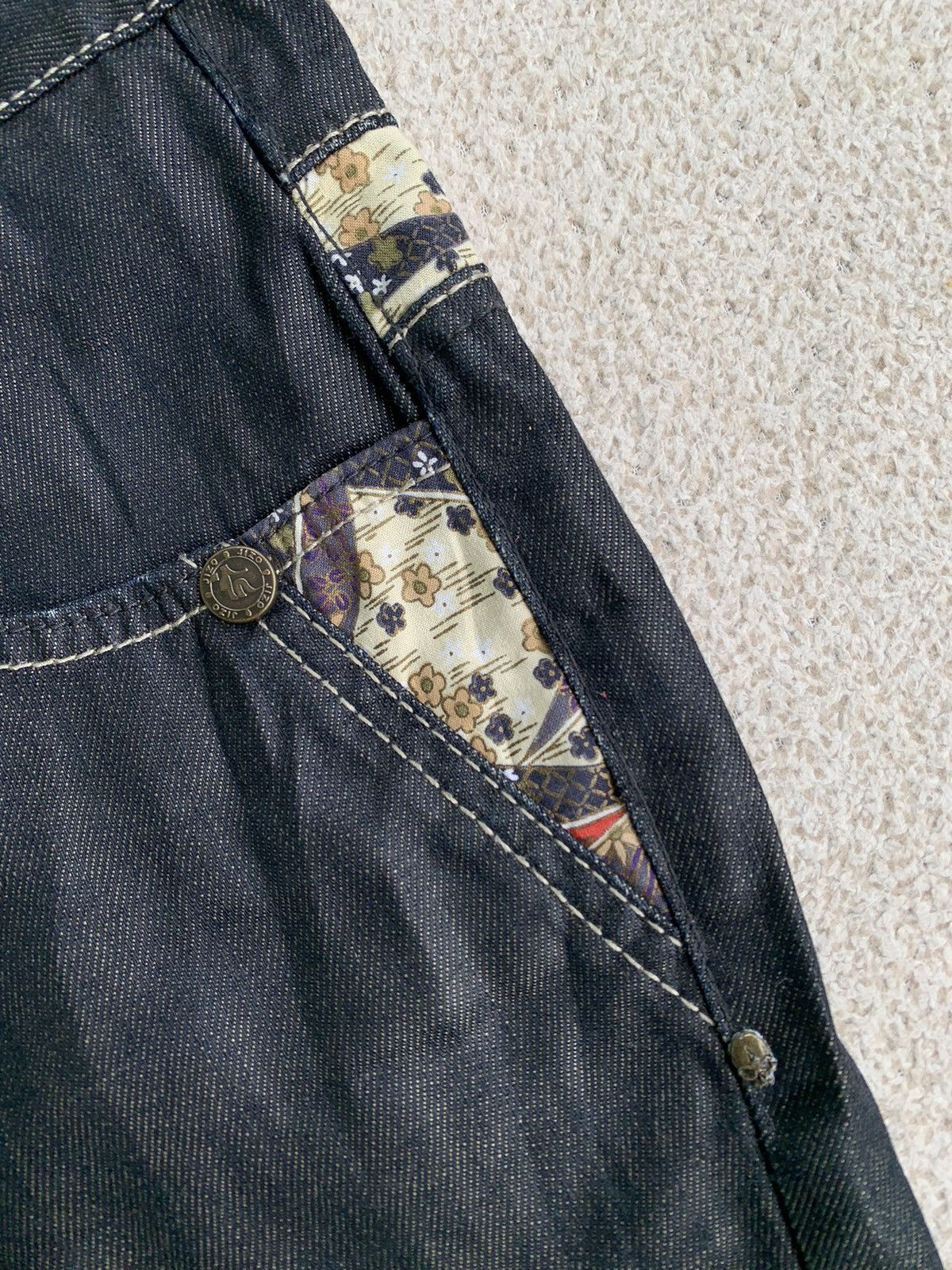 Japanese Brand × Vintage Vtg 00s japanese Zizo Bosatsu embroidered Art Denim Pants Size US 34 / EU 50 - 6 Thumbnail
