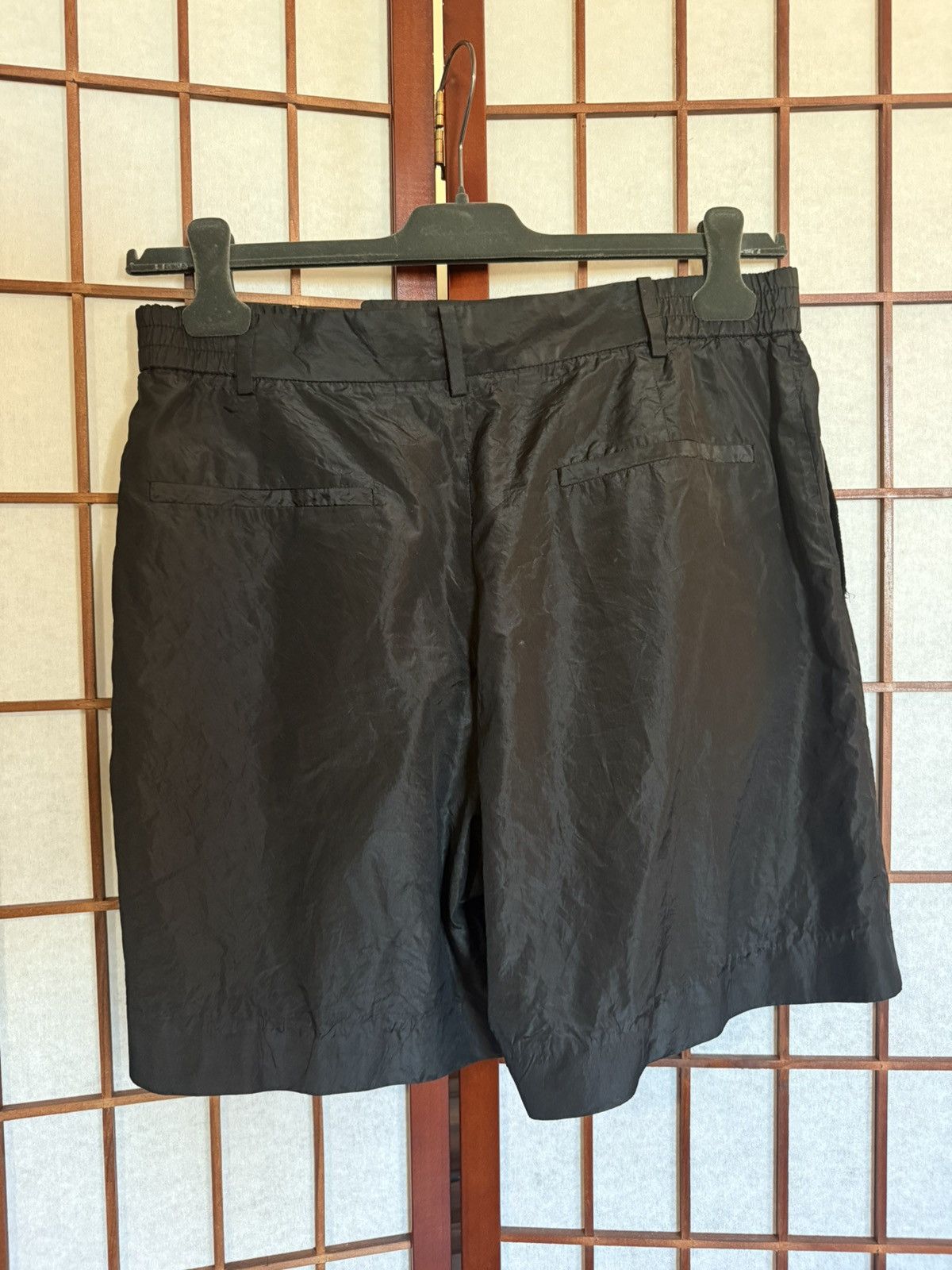 Valentino Valentino Silk Satin Shorts Size US 32 / EU 48 - 2 Thumbnail