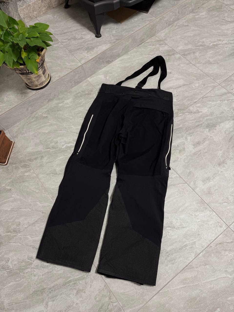 Haglofs Men’s Haglofs Gore-Tex Softshell 3L Ski Pants Black Size L Size US 34 / EU 50 - 8 Thumbnail