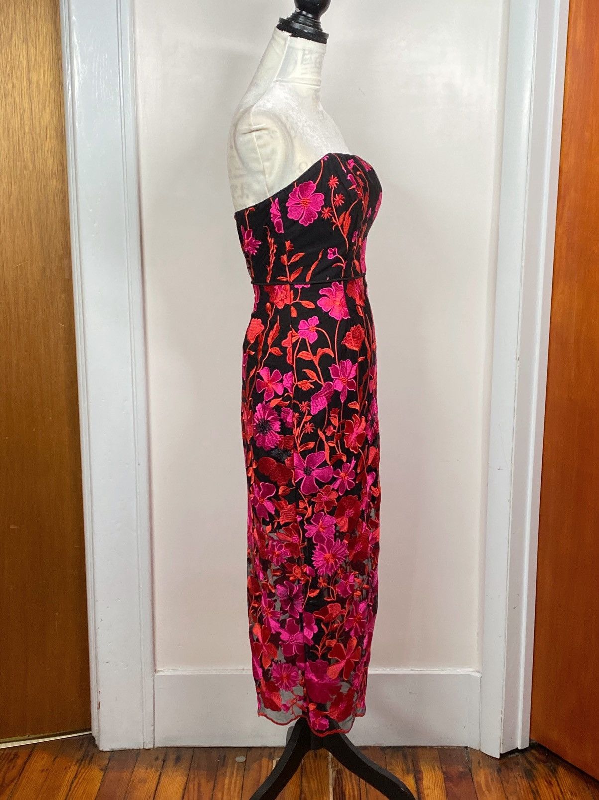 MILLY Milly Floral-Embroidered Midi Dress size 2 Size XS / US 0-2 / IT 36-38 - 11 Thumbnail