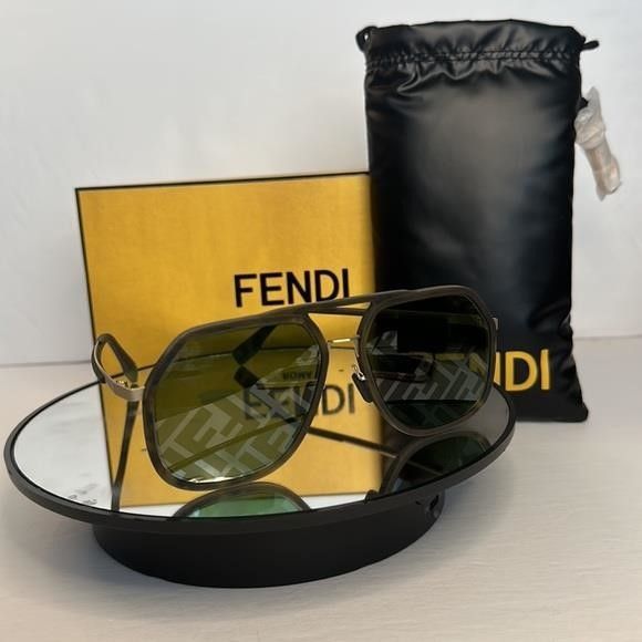 Fendi - New Authentic💯- FENDI Green Mirror Navigator Men's Sungla Size ONE SIZE - 5 Thumbnail