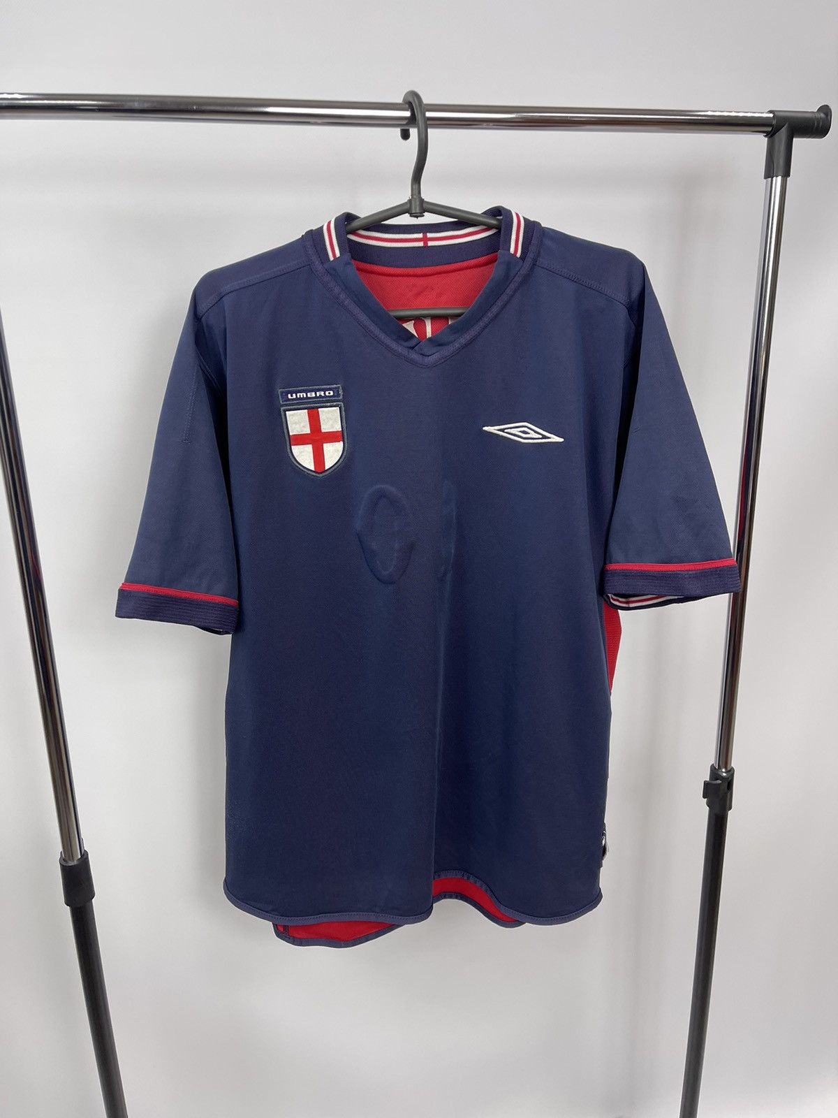 Umbro × Vintage England 2002 2004 AWAY Shirt Jersey Umbro #10 OWEN sz L Men Size US L / EU 52-54 / 3 - 8 Thumbnail