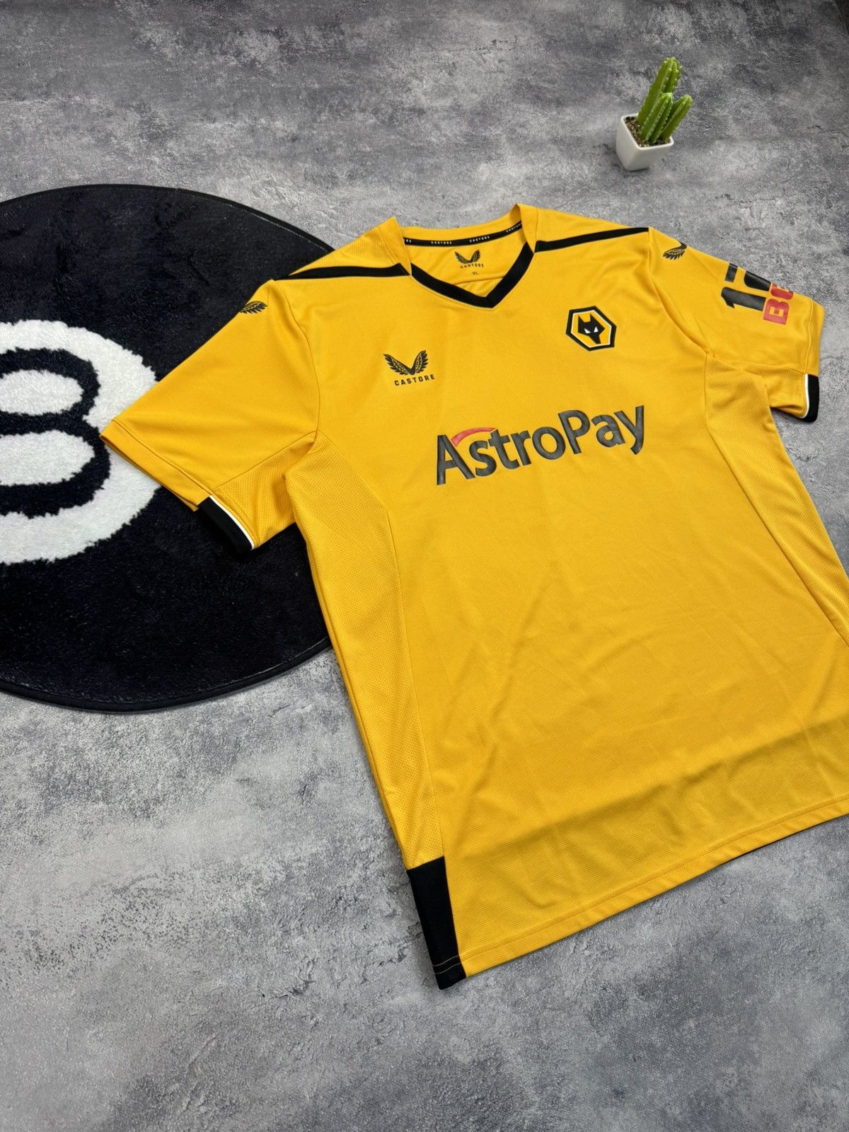 Castore Wolverhampton Wolves Castore Home Shirt 2022/23 Size XL Size US XL / EU 56 / 4 - 2 Thumbnail