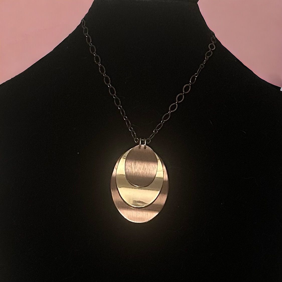 Bill Blass Bill Blass copper layered medallion pendant necklace Size ONE SIZE - 1 Thumbnail