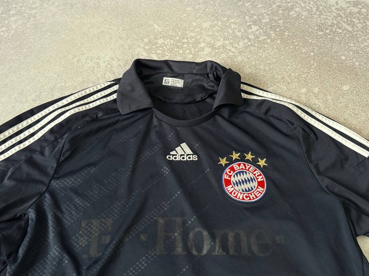 Adidas × Vintage Vintage Adidas FC Bayern Munchen Soccer Jersey Polo T-shirt Size US L / EU 52-54 / 3 - 2 Thumbnail