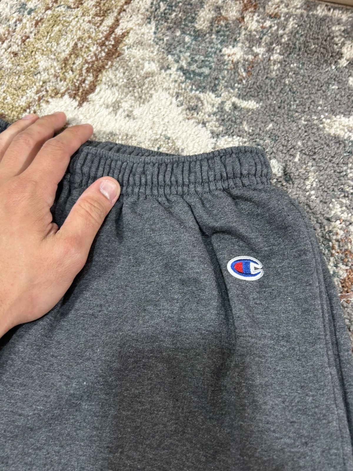 Champion Cincinatti Bearcats Collegiate Spellout Logo Sweatpants Size US 30 / EU 46 - 3 Thumbnail