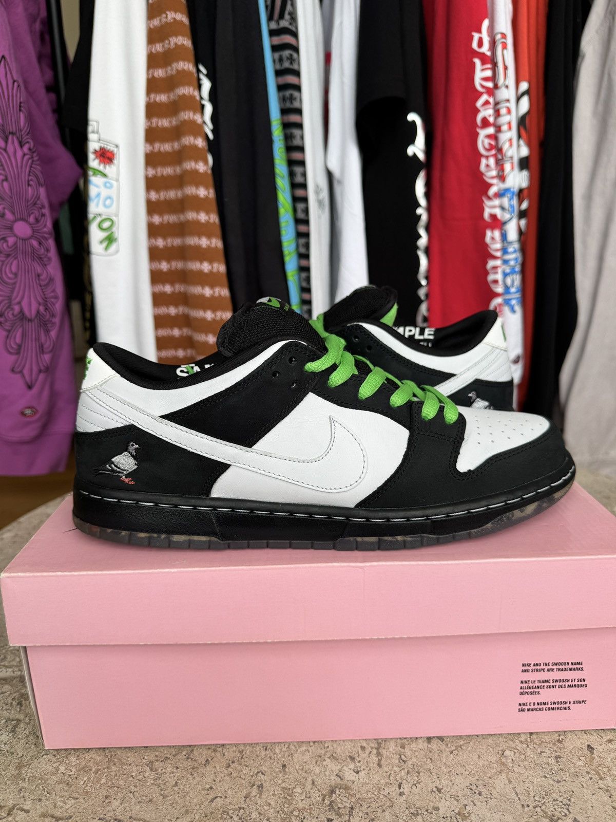Nike SB Nike SB Dunk Low Staple Panda Pigeon Size US 10.5 / EU 43-44 - 1 Thumbnail