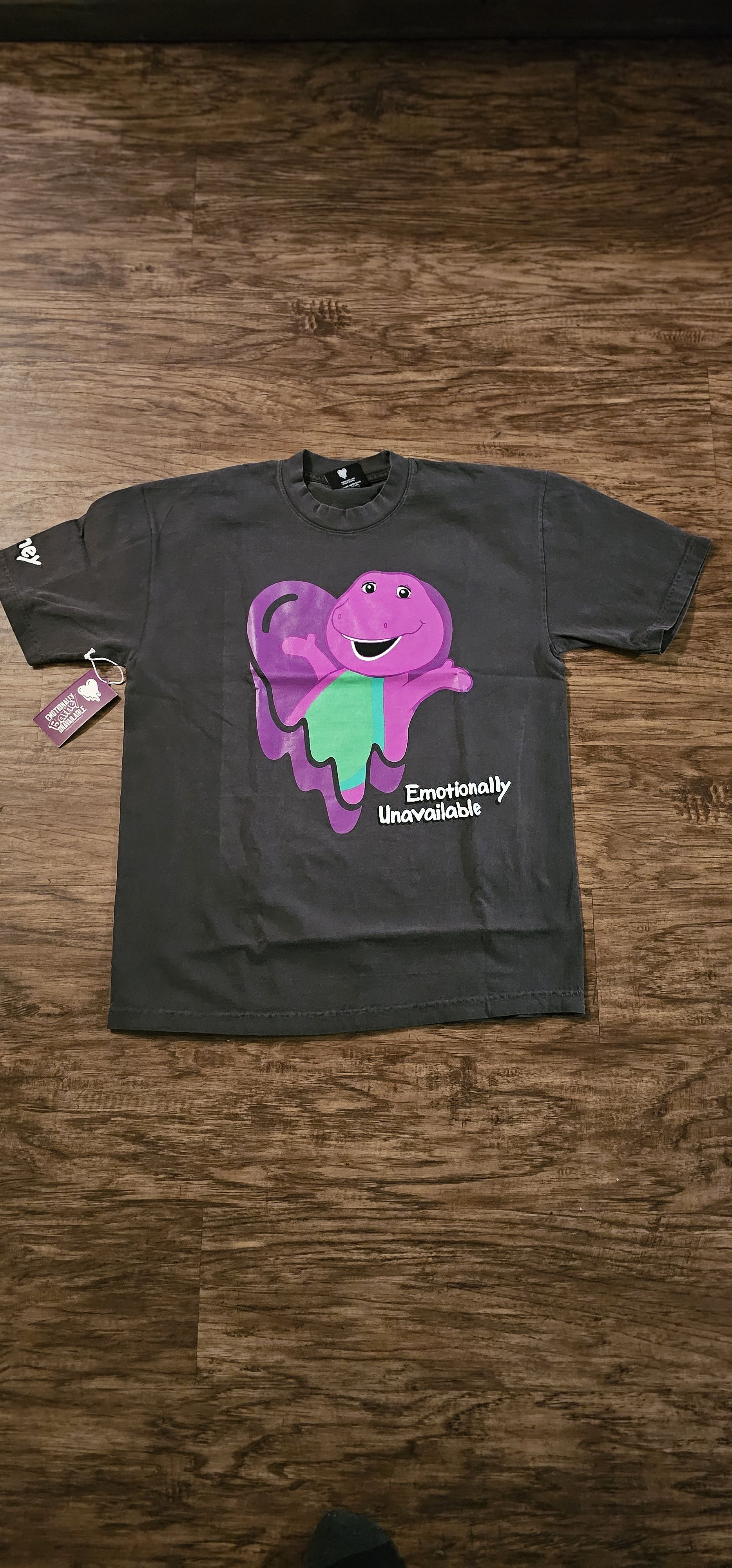 Emotionally unavailable x complexcon tee