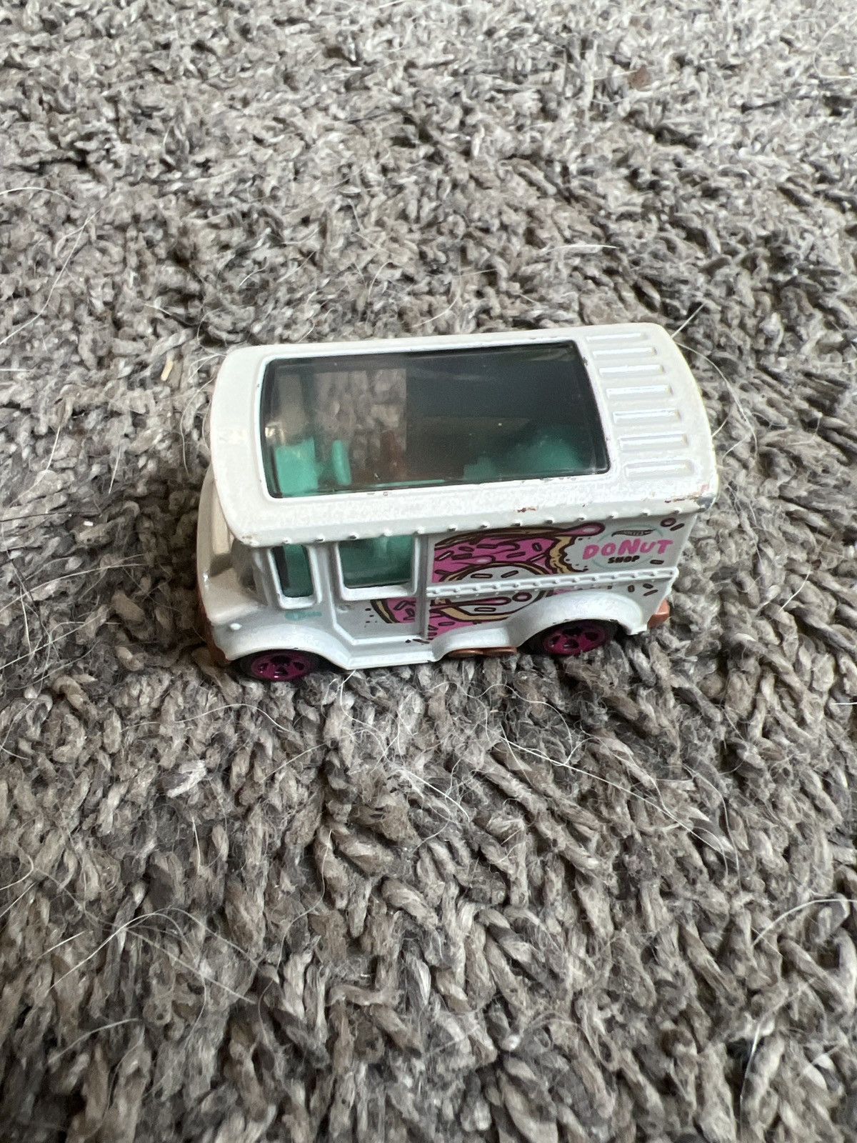 Hypebeast 2009 Mattel Hot Wheels Donut Shop Size ONE SIZE - 1 Thumbnail