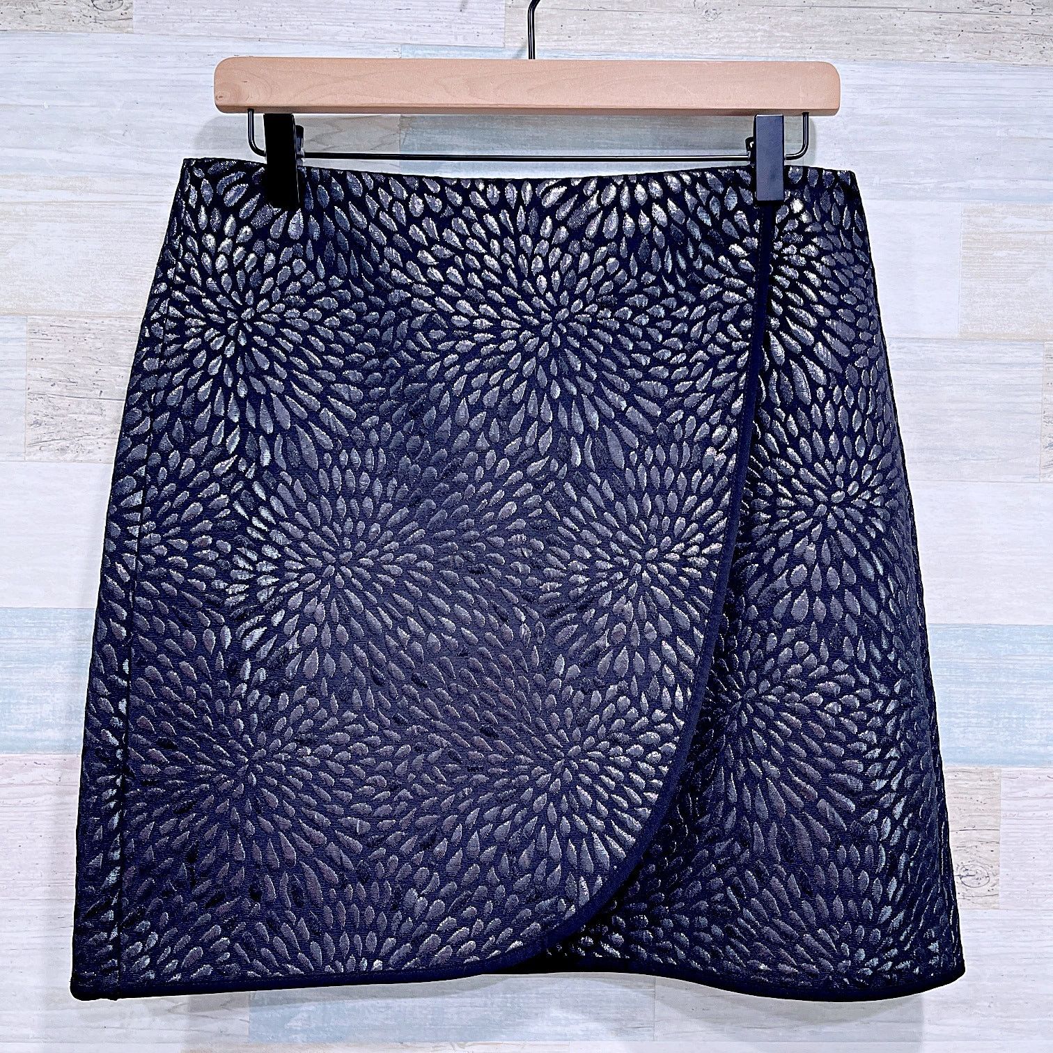 Loft LOFT Shimmer Splash Wrap Mini Skirt Black Womens 6 Size 28" / US 6 / IT 42 - 2 Thumbnail