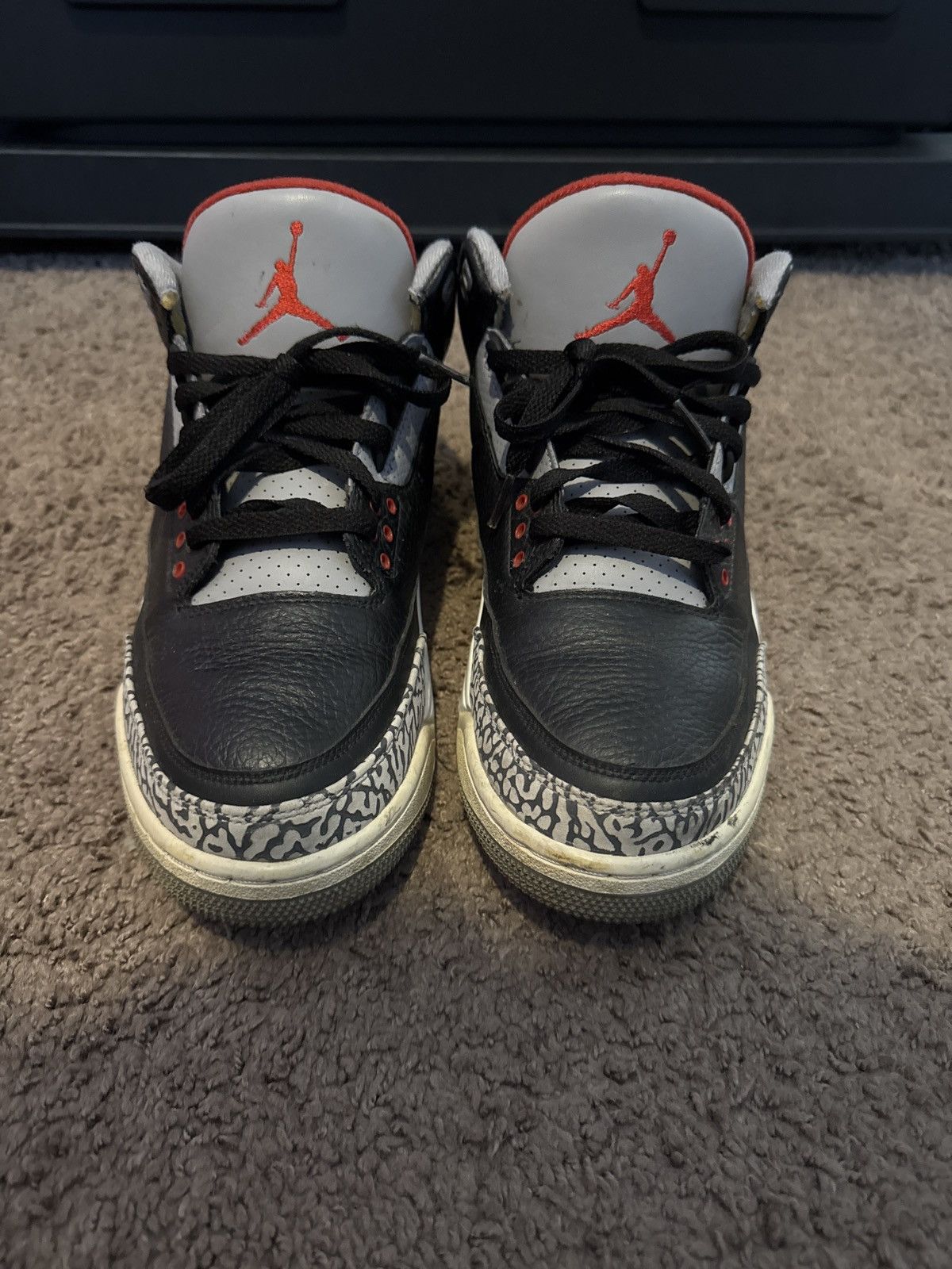 Jordan Brand Jordan black cement 3 2018 nike air Size US 10.5 / EU 43-44 - 1 Thumbnail