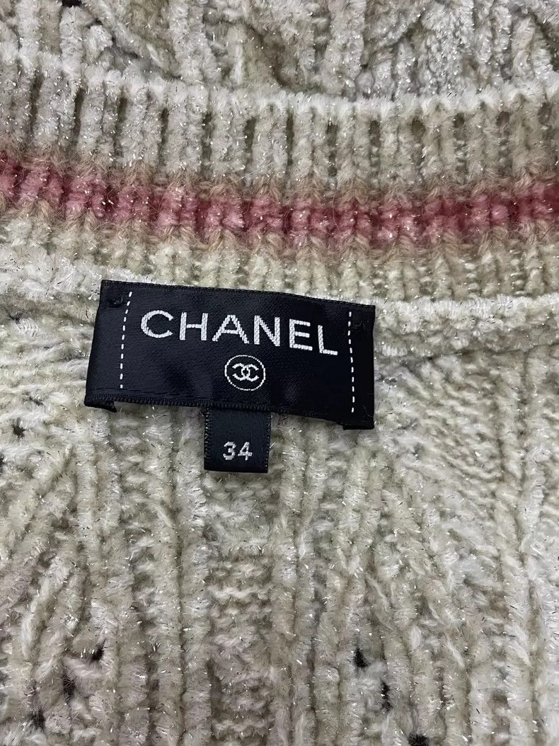Chanel chanel 22B Autumn‮New Winter‬ Velvet V-neck No. 5 Knitted Size XXS / US 00 / IT 34 - 5 Thumbnail