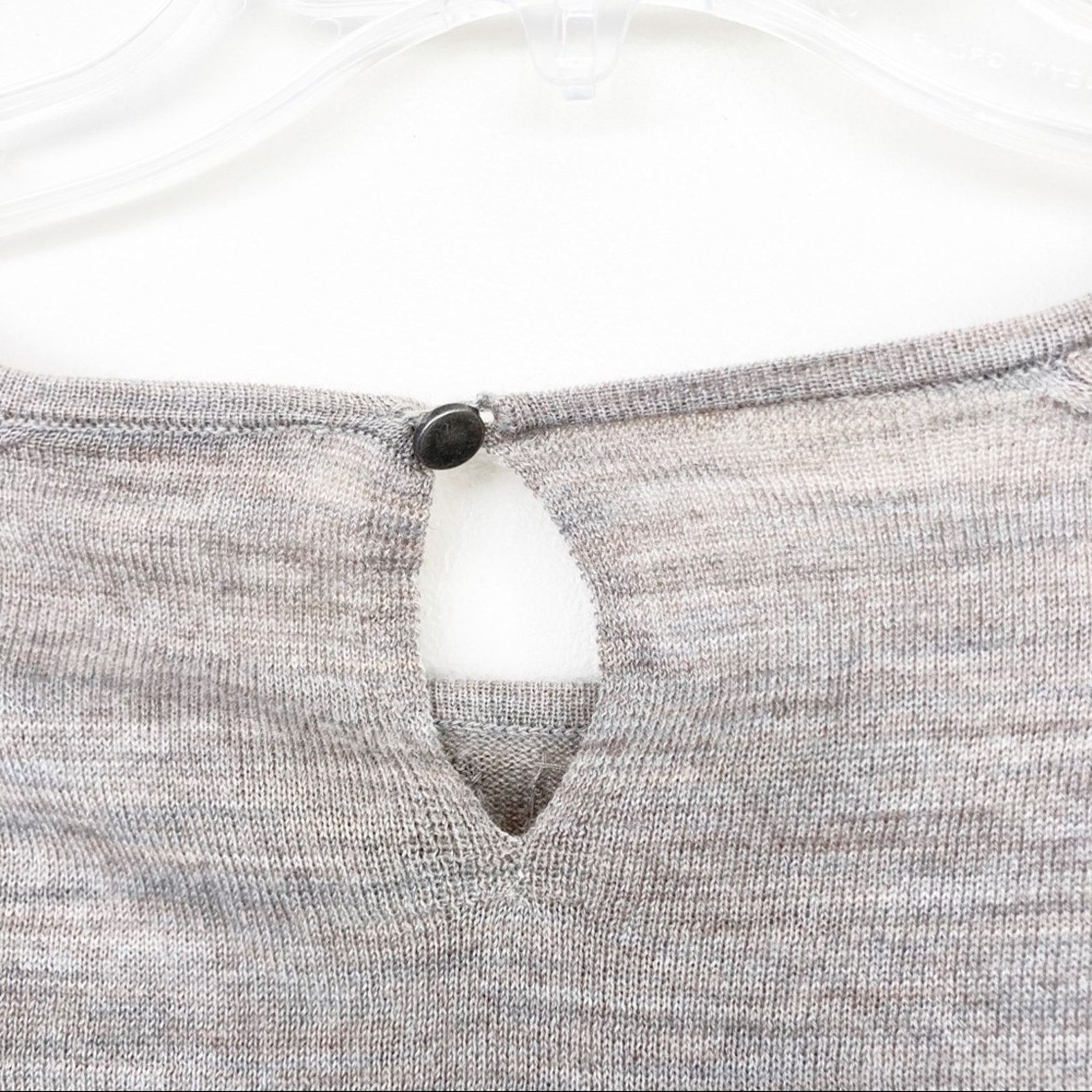 Loft Ann Taylor Loft Gray Sweater Beaded Detail Sz S Size S / US 4 / IT 40 - 6 Thumbnail