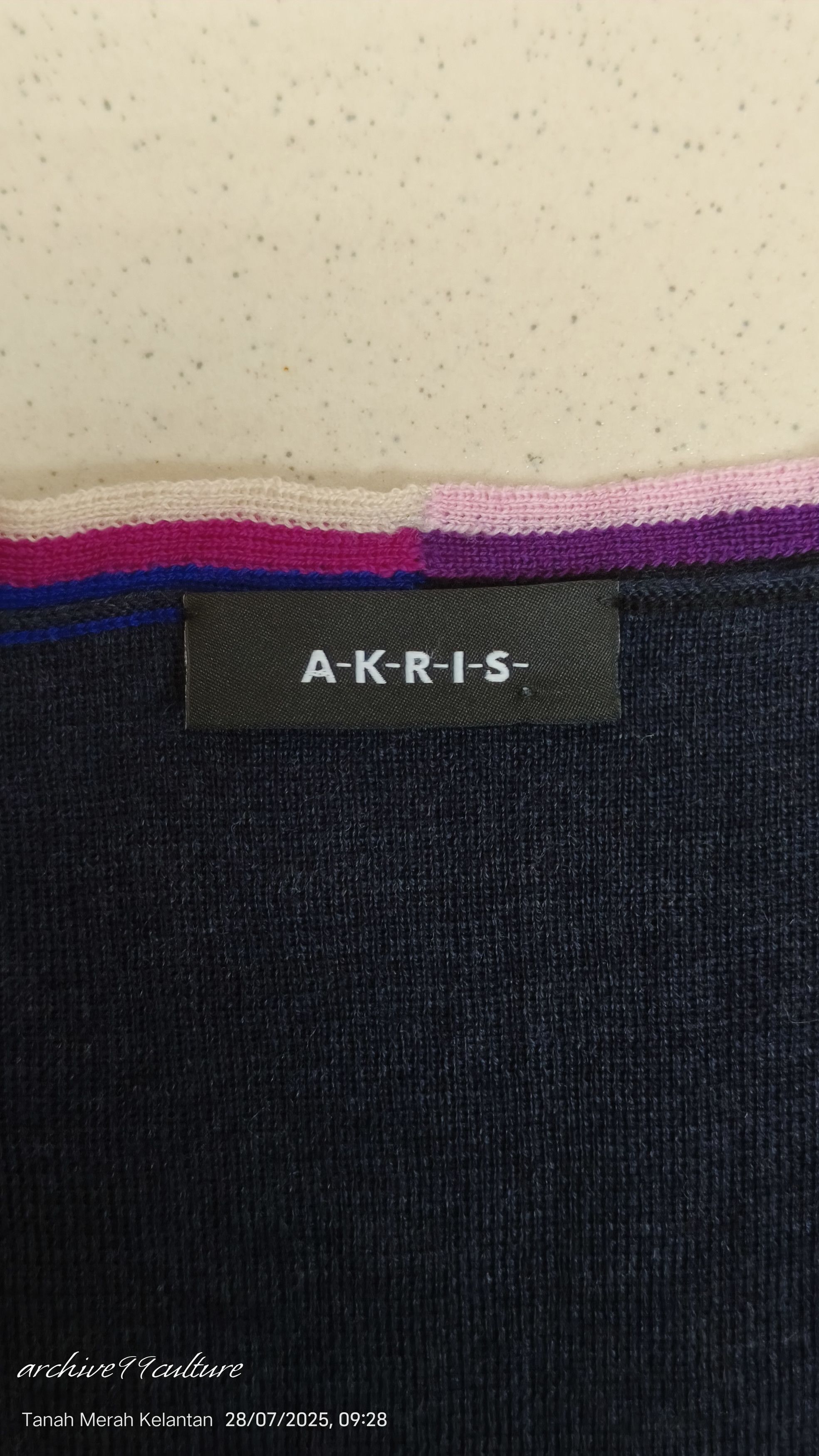 Akris Akris Wool V-neck sleeveless top Size M / US 6-8 / IT 42-44 - 4 Thumbnail
