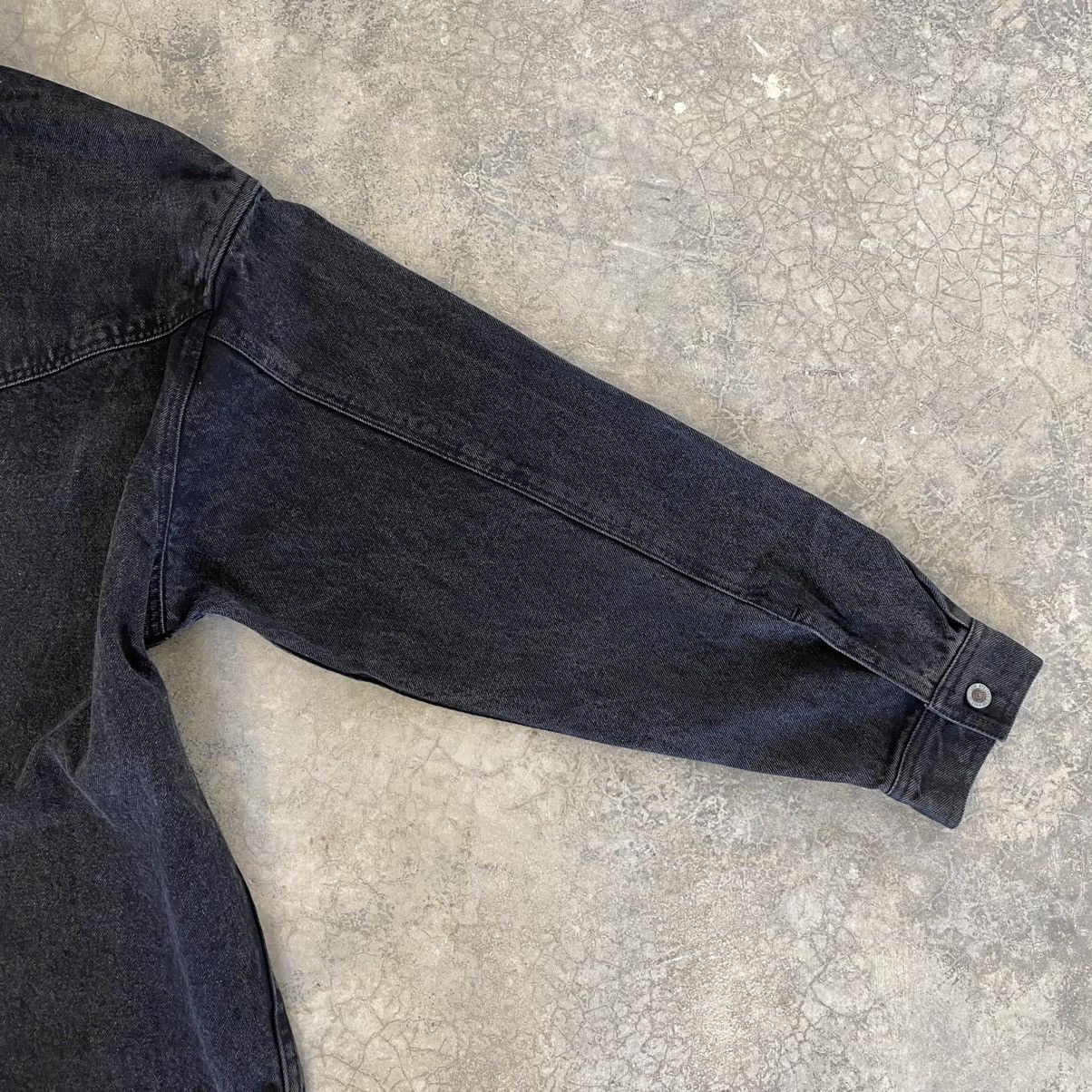 Levi's VTG 90’s Levis Silvertab Faded Black Thick Denim Shirt Size US M / EU 48-50 / 2 - 19 Thumbnail
