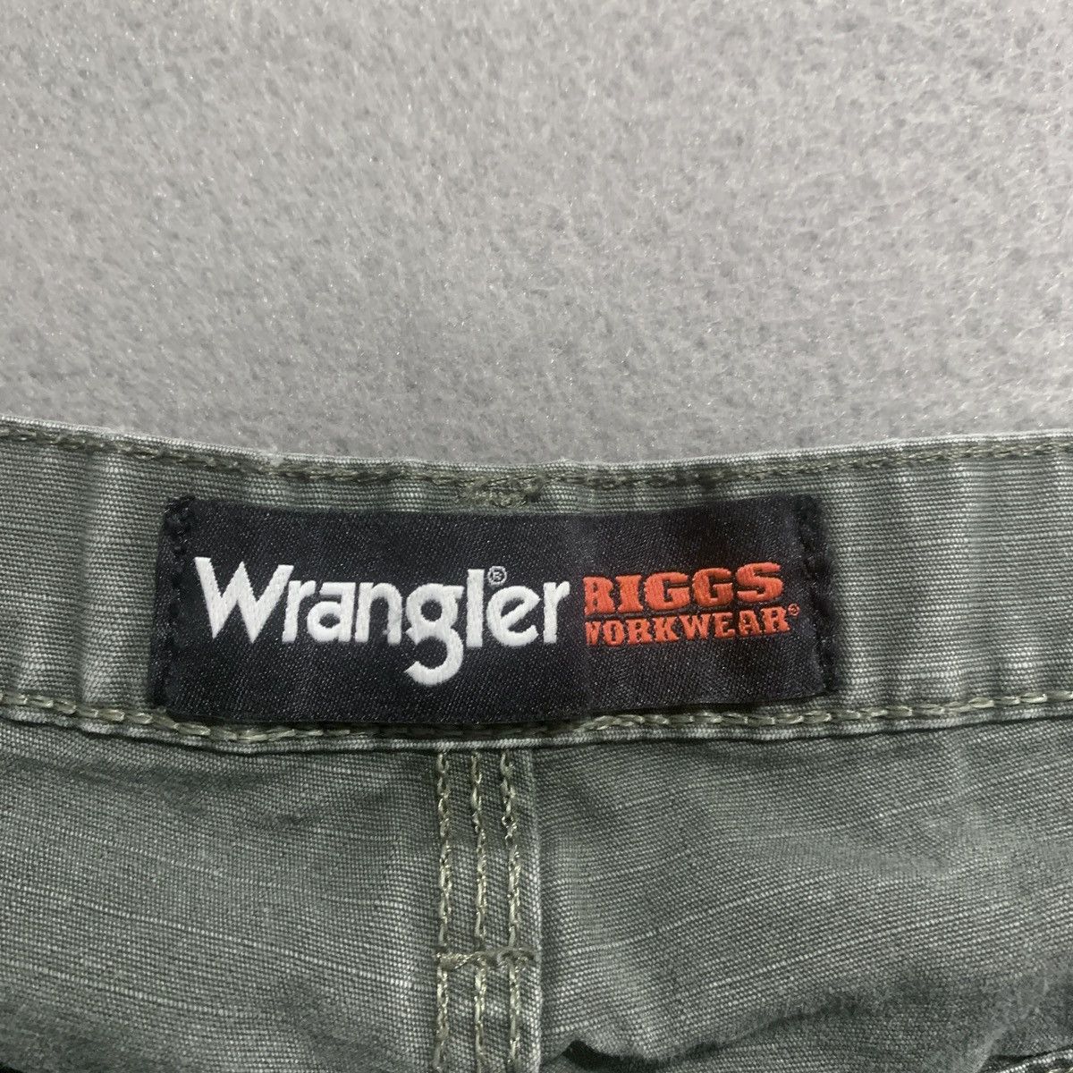 Wrangler Wrangler Riggs Carpenter Shorts Ripstop Canvas 40 Olive/Grey Size US 40 / EU 56 - 8 Thumbnail