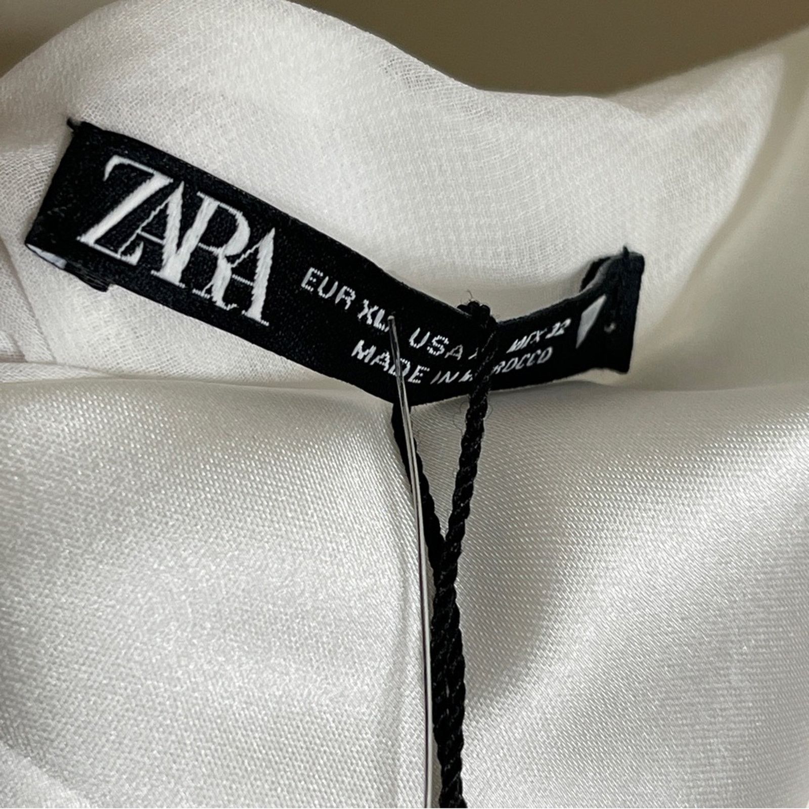 Zara Zara Blogger's Favorite V-Neck Satin Cut Out Mini Dress Size XL / US 12-14 / IT 48-50 - 8 Thumbnail