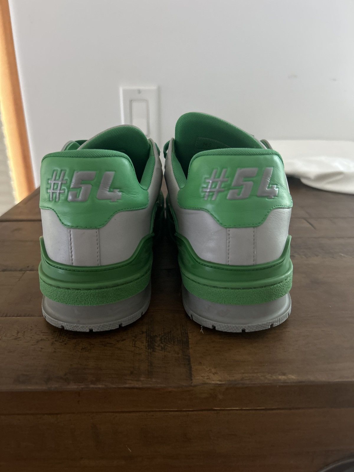 Louis Vuitton RARE LV trainer #54 green & grey Size US 9 / EU 42 - 7 Thumbnail