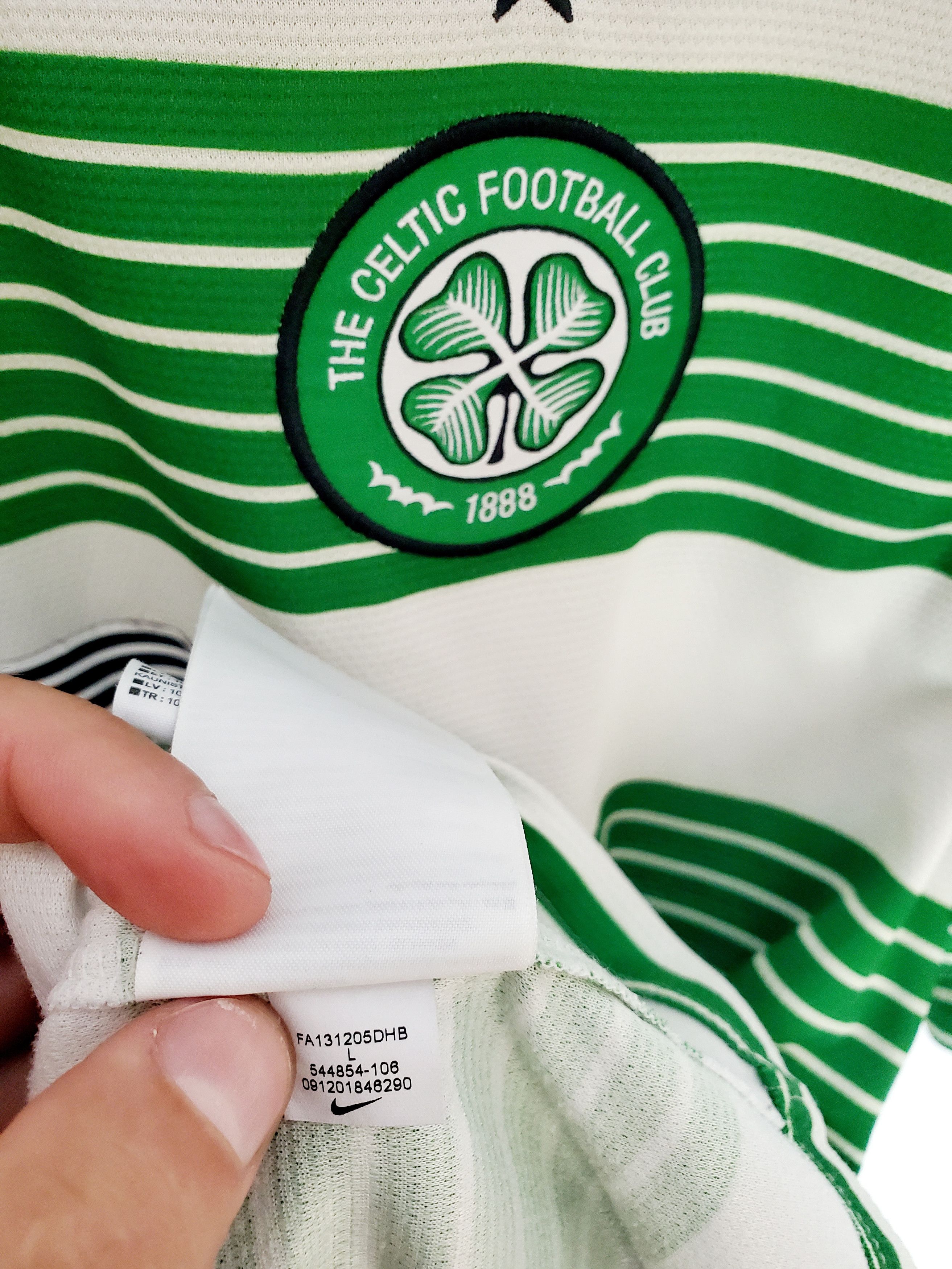 Nike CELTIC 2013 2015 HOME SHIRT FOOTBALL SOCCER JERSEY NIKE L Size US L / EU 52-54 / 3 - 4 Thumbnail