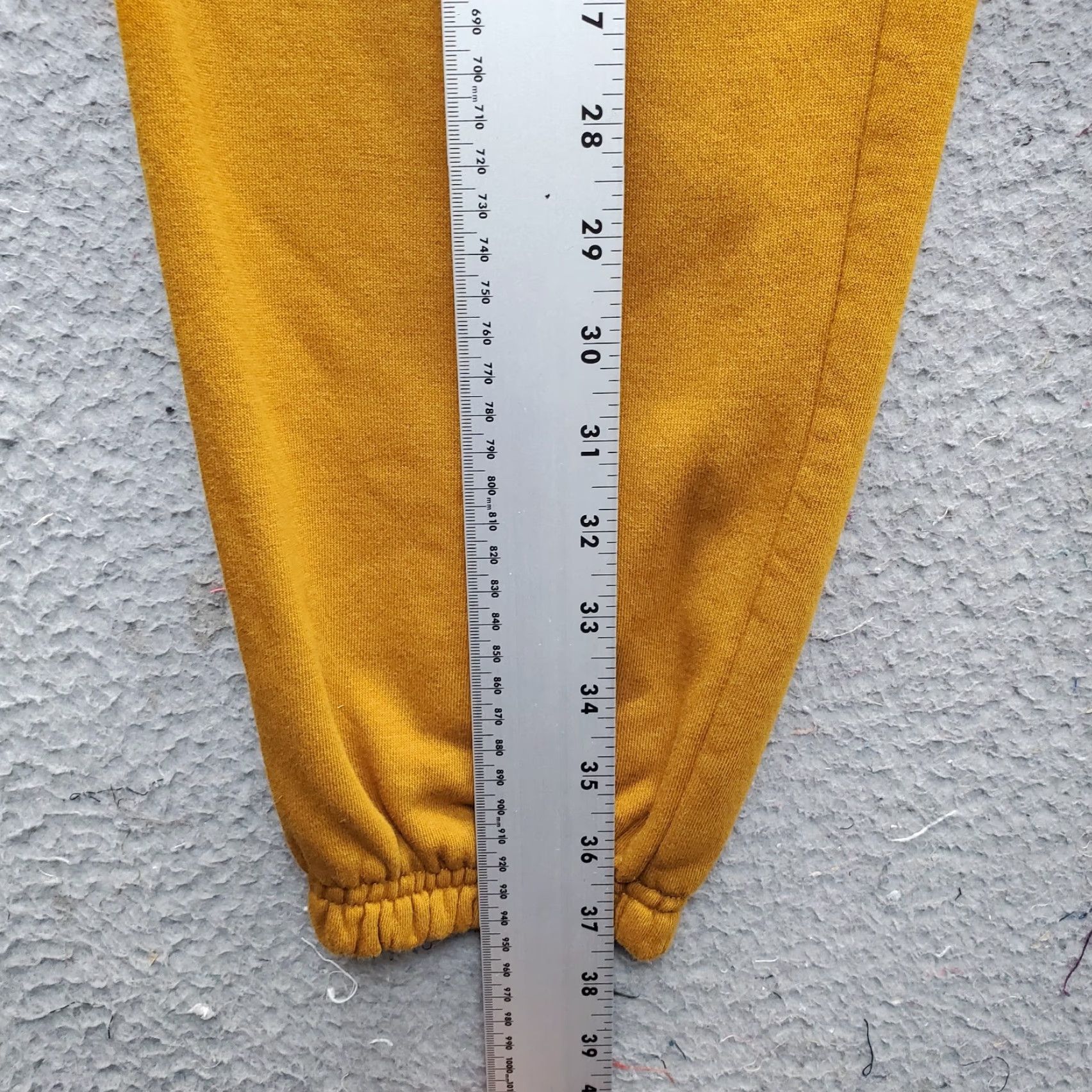 Vintage CALIA Sweatpants Womens S Tan Fleece Lined Elastic Waist Tapered Leg Pull On Womens Size S Tan Sweatpants CALIA Size 28" / US 6 / IT 42 - 3 Thumbnail