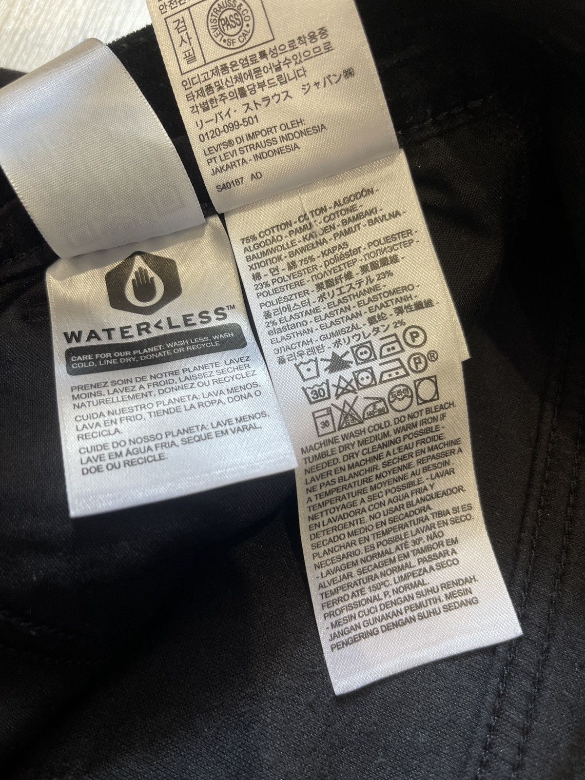 Levi's × Vintage Levi's Premium Mile High Super Skinny Black Velor Pants 32 Size 32" / US 10 / IT 46 - 12 Thumbnail