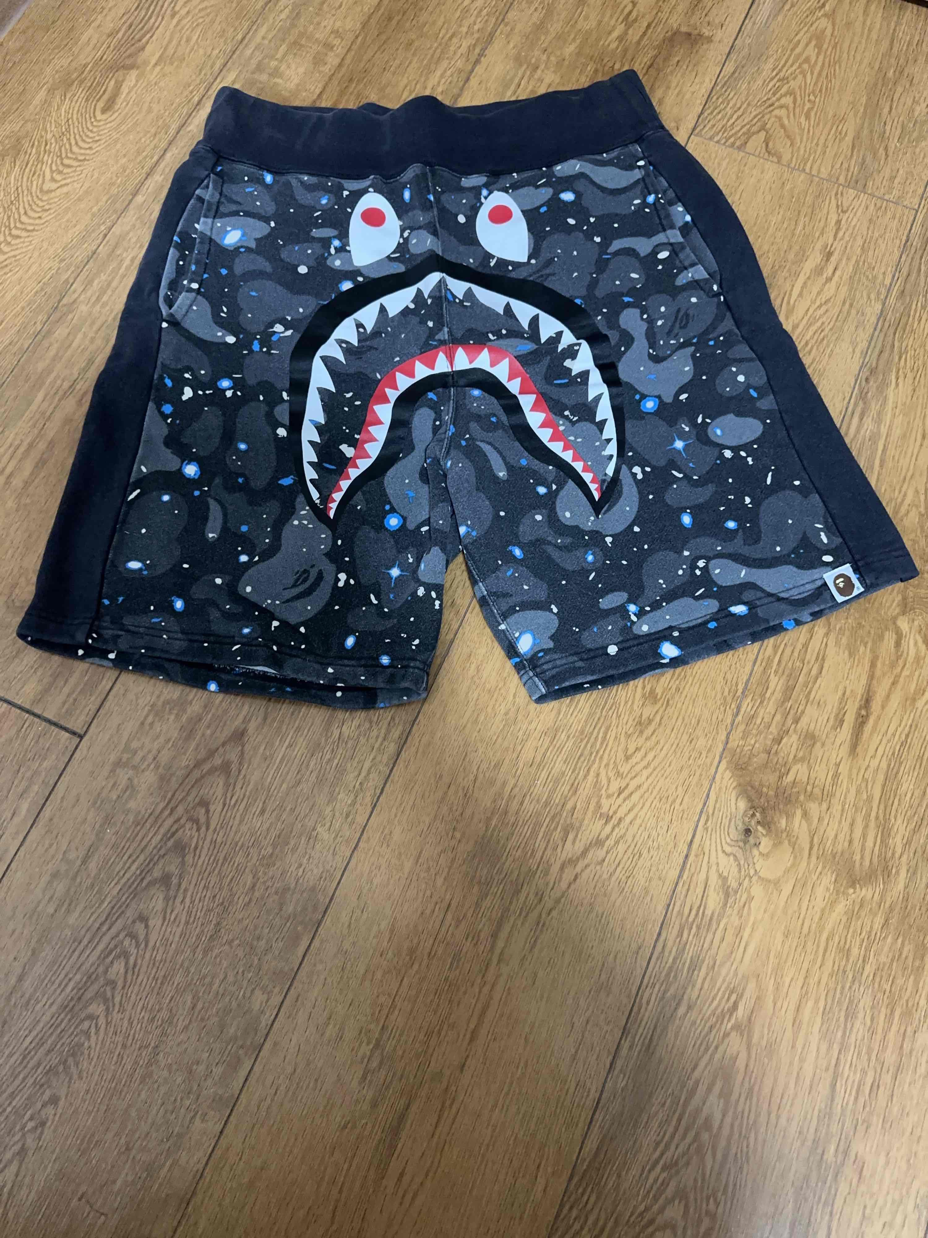 Bape A Bathing Ape Galaxy Camo Shark Shorts Size M Size US 32 / EU 48 - 1 Thumbnail