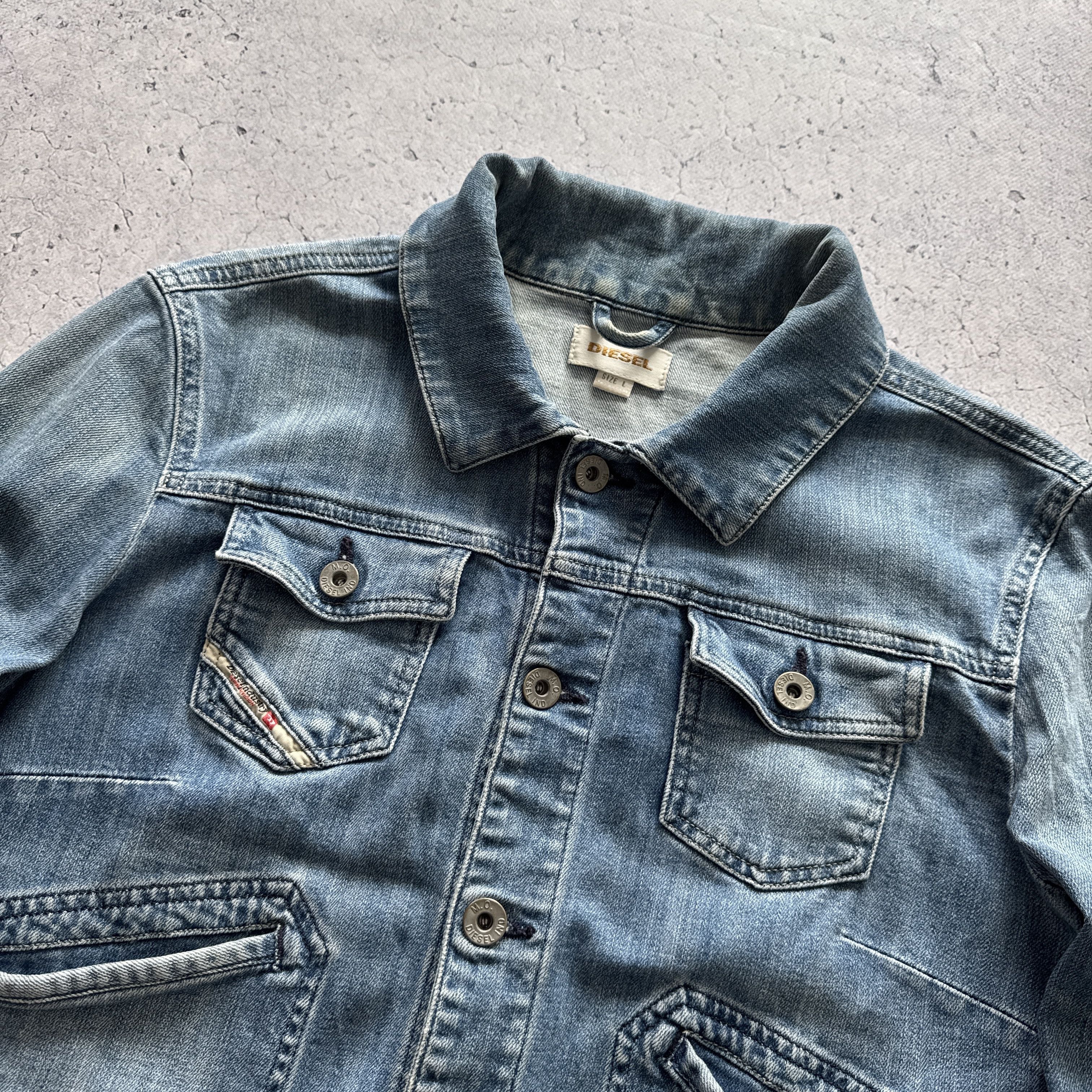 Diesel Diesel Denim Jacket Button Up Vintage Cropped Y2K Size L Size M / US 6-8 / IT 42-44 - 4 Thumbnail
