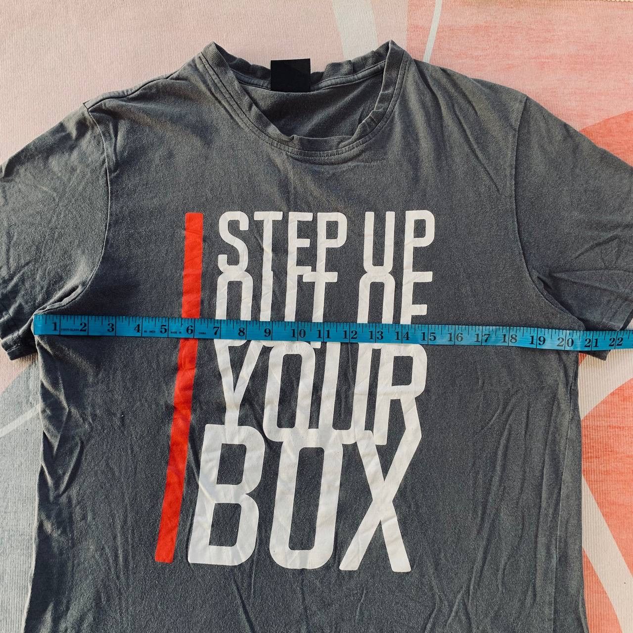 Number (N)ine Faded Number (N)ine X Marlboro ‘Step Up Out of Your Box’ Tee Size US M / EU 48-50 / 2 - 7 Thumbnail