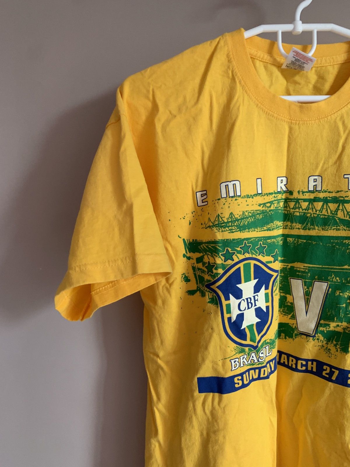 Other Brazil 2011 Football T Shirt Retro Soccer Jersey Size L Size US L / EU 52-54 / 3 - 4 Thumbnail