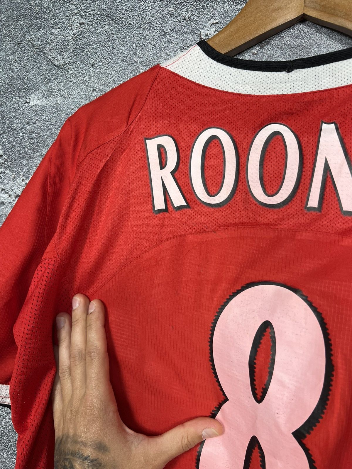 Nike Nike 2004/05 Manchester United #8 Rooney Jersey T-shirt Size US S / EU 44-46 / 1 - 14 Thumbnail