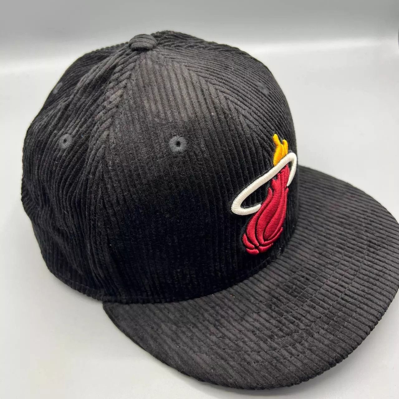 New Era Miami Heat Hat Men 7 3/8 Corduroy 59Fifty New Era Fitted Cap Size ONE SIZE - 3 Thumbnail