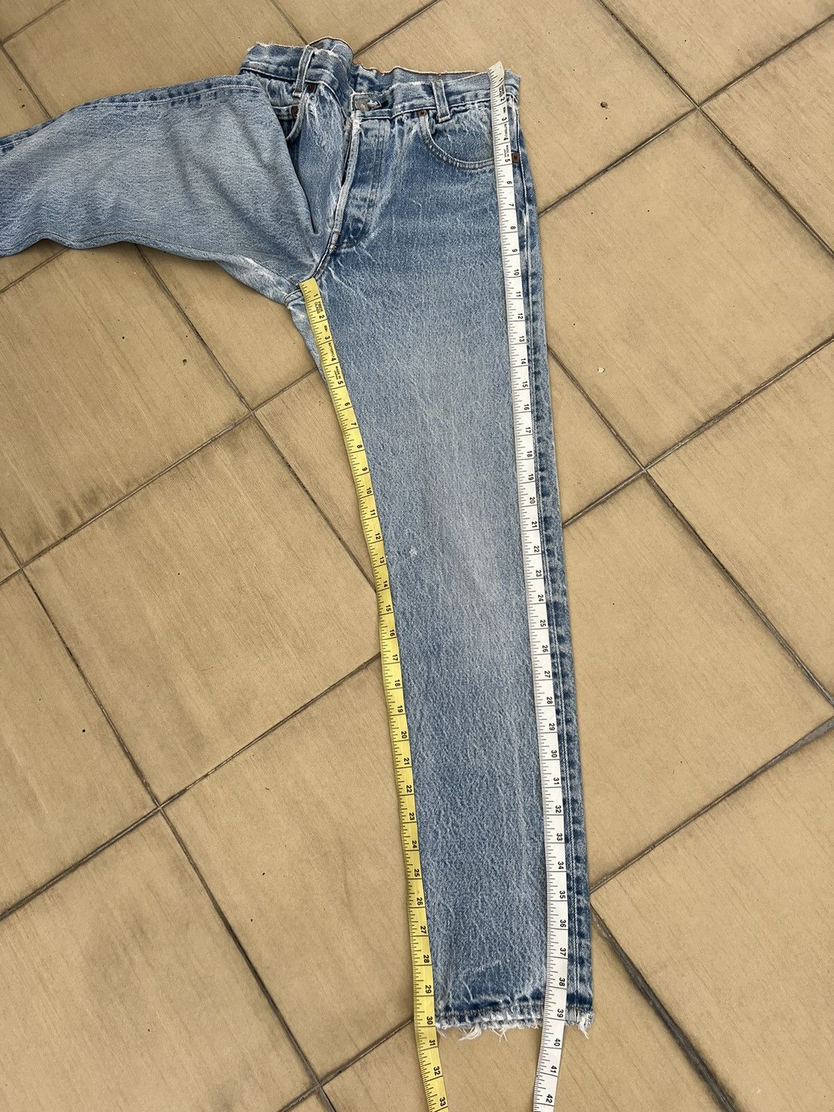 Levi's Vintage 80s Levi’s 701 Distressed Fade Denim Buttonfly Jeans Size US 29 - 5 Thumbnail