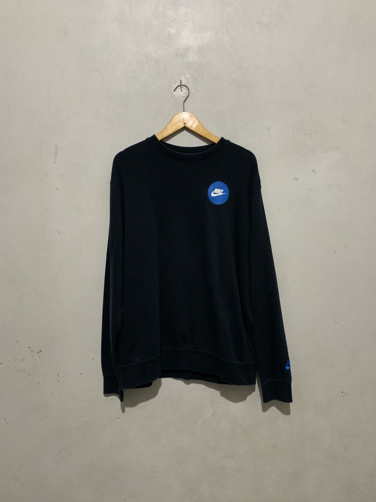 Nike Crewneck Nike Big Logo Seoul XXL (75x52) Original Authentic Size US XXL / EU 58 / 5 - 2 Thumbnail