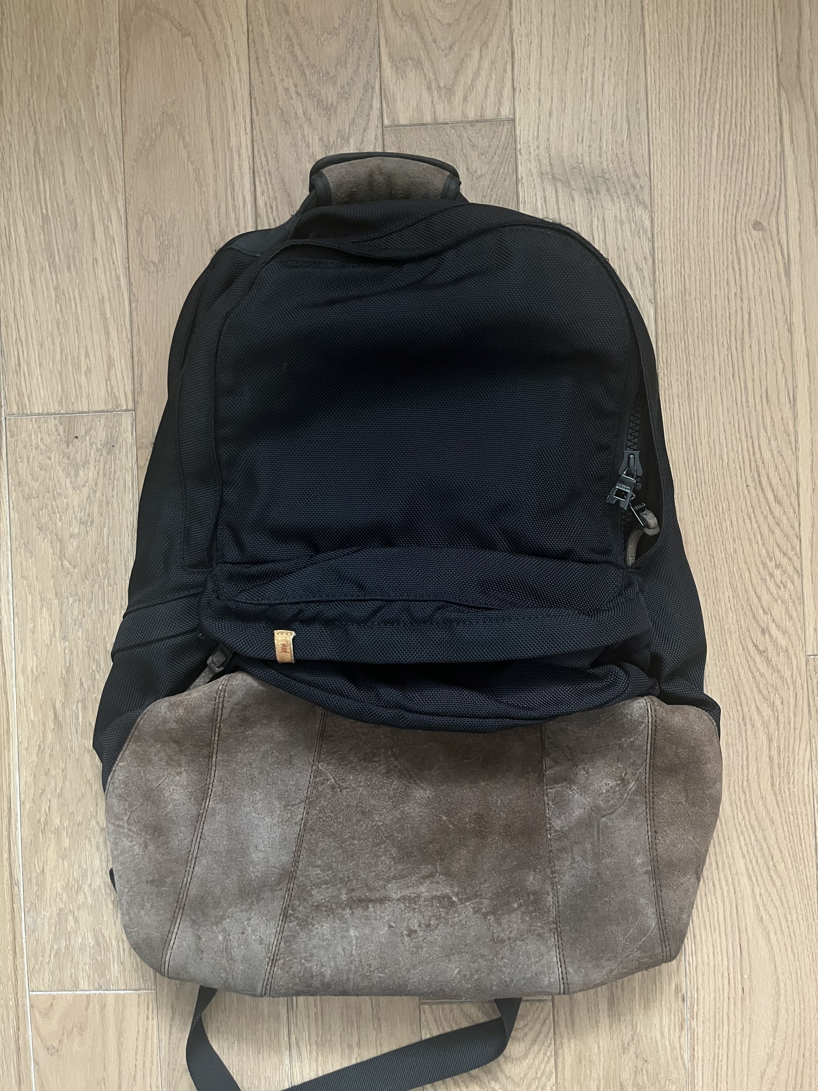 VISVIM BALLISTIC LUMBER 8L ショルダーバッグ　グレー GOODENOUGH × Visvim Camo Ballistic Lumbar 8L bag | Grailed