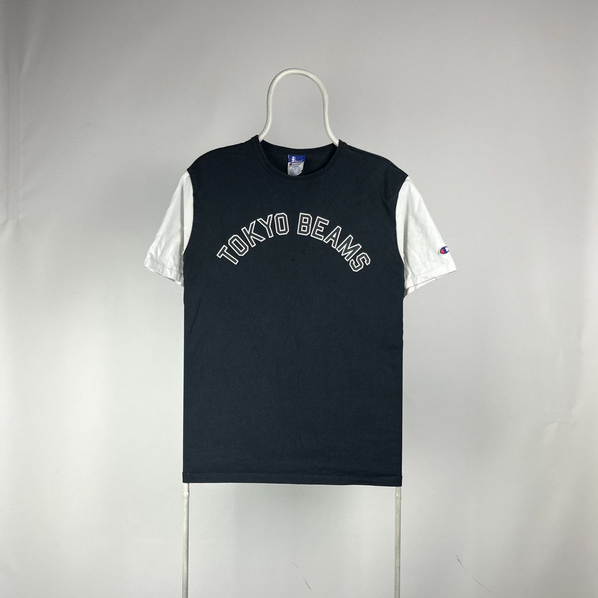 Beams Japan × Champion Champion Tokyo Beams tshirt logo size Large Size US L / EU 52-54 / 3 - 1 Thumbnail