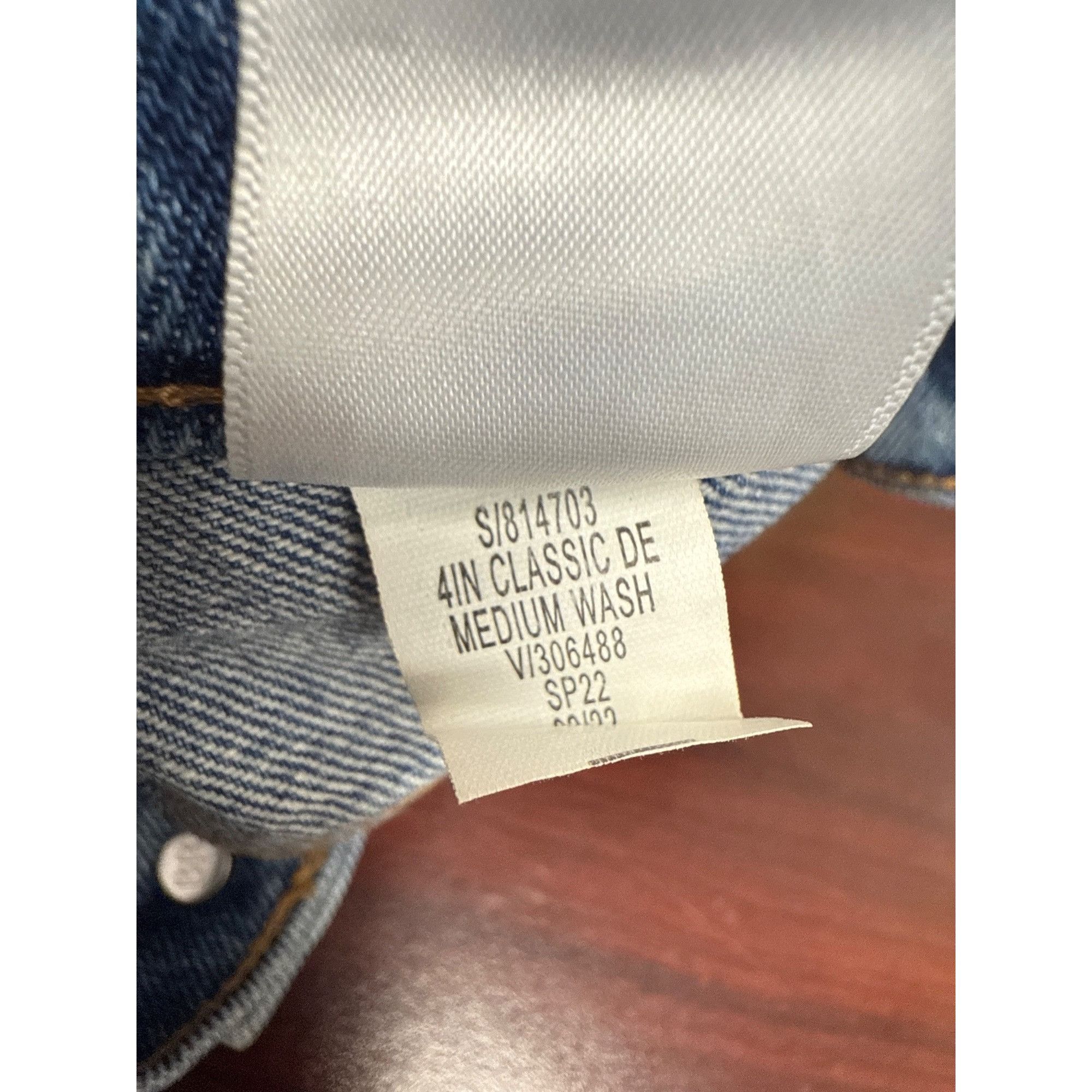 Banana Republic Banana Republic Classic Denim Shorts 35/20 Mid Rise Slim Fit Size 35" - 7 Thumbnail