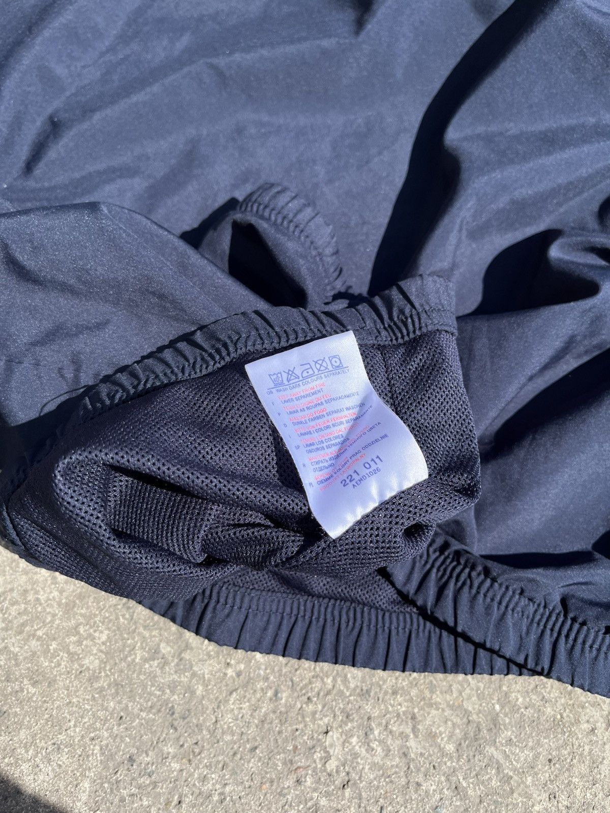 Reebok 💣REEBOK VINTAGE NYLON Y2K SWEATSHIRT Size US L / EU 52-54 / 3 - 8 Thumbnail