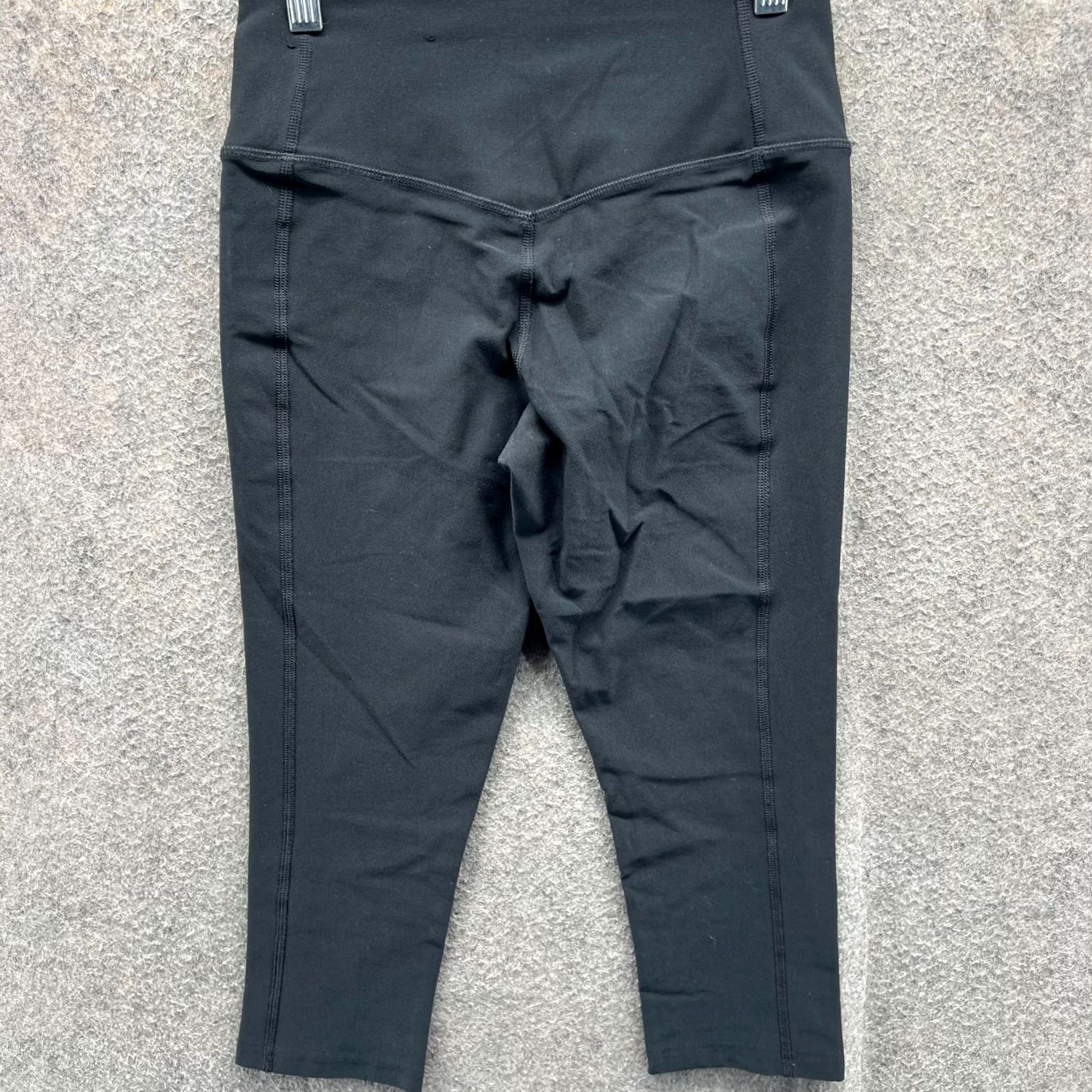 Nike Nike Leggings Womens XS Black Dri-FIT High Waist Capri Athletic Activewear Capri Pants Womens XS Black Nike Leggings Size 26" / US 2 / IT 38 - 2 Thumbnail