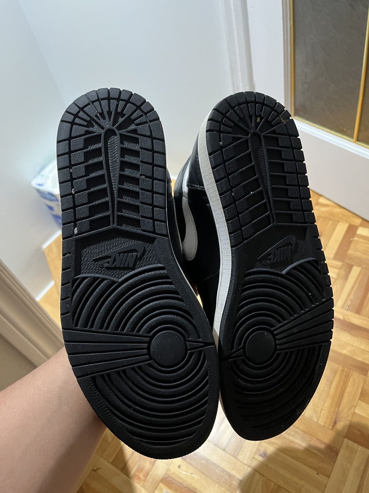 Jordan Brand Air Jordan 1 ‘Yin Yang’ Size US 10.5 / EU 43-44 - 6 Thumbnail