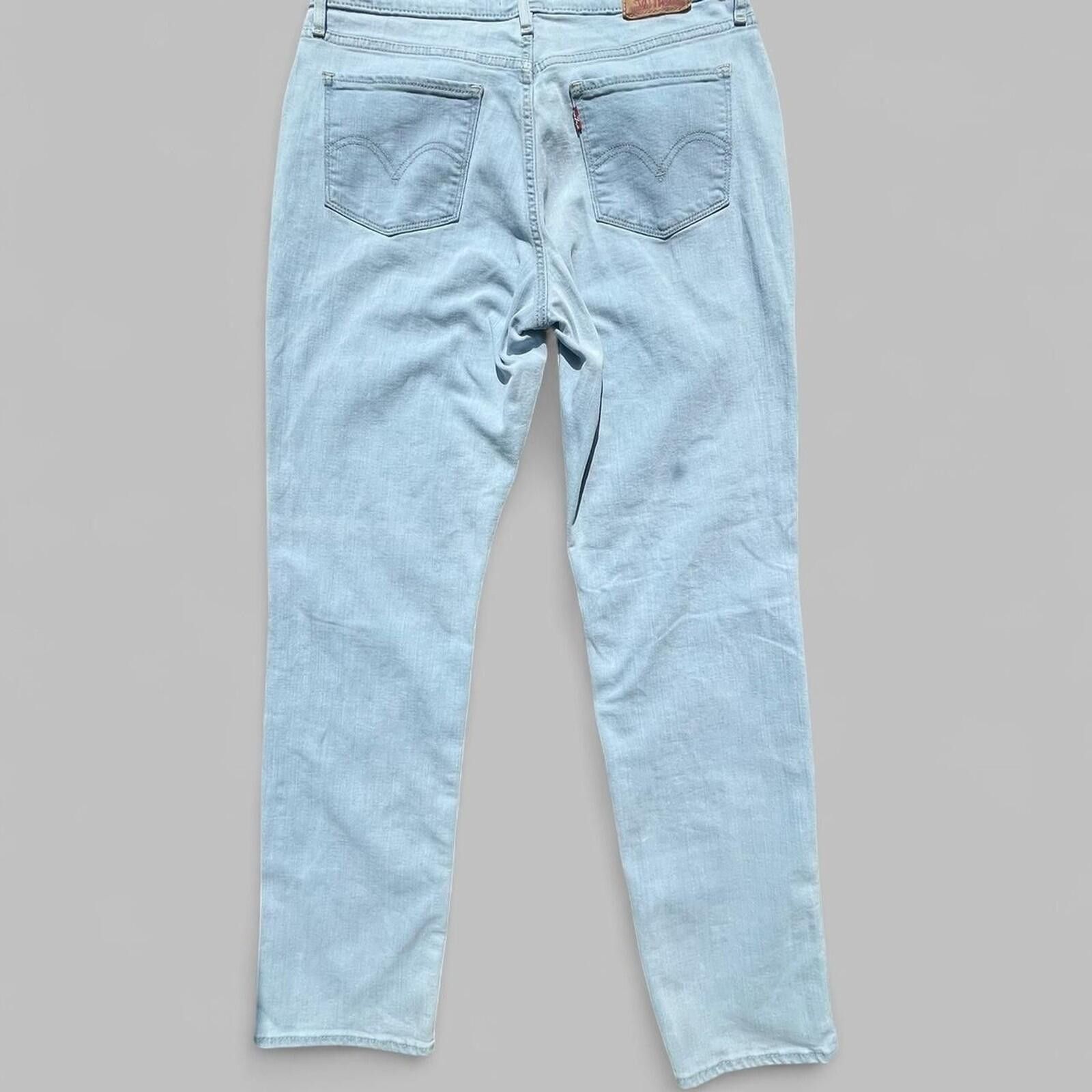 Levi's Levis Womens 10 Straight Fit Jeans Light Wash Stretch 30x30 Size 30" / US 8 / IT 44 - 2 Thumbnail