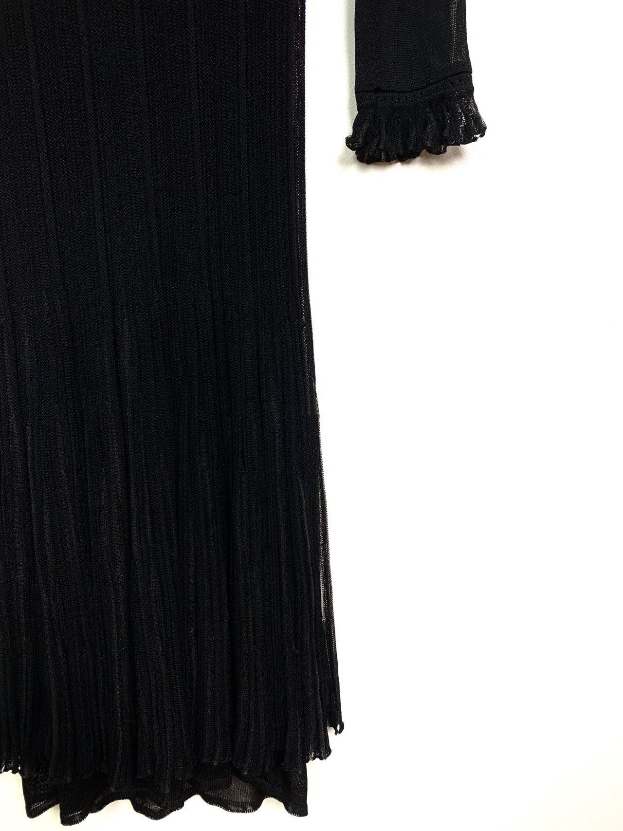 Chanel Chanel V-neck Fringed Slim-fit Knit Long Sleeve Dress K26WX Size S / US 4 / IT 40 - 4 Thumbnail