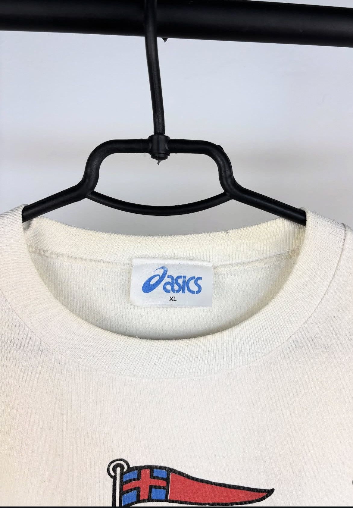 Asics Vintage New Castle United Asics jersey size XL rare Size US XL / EU 56 / 4 - 2 Thumbnail