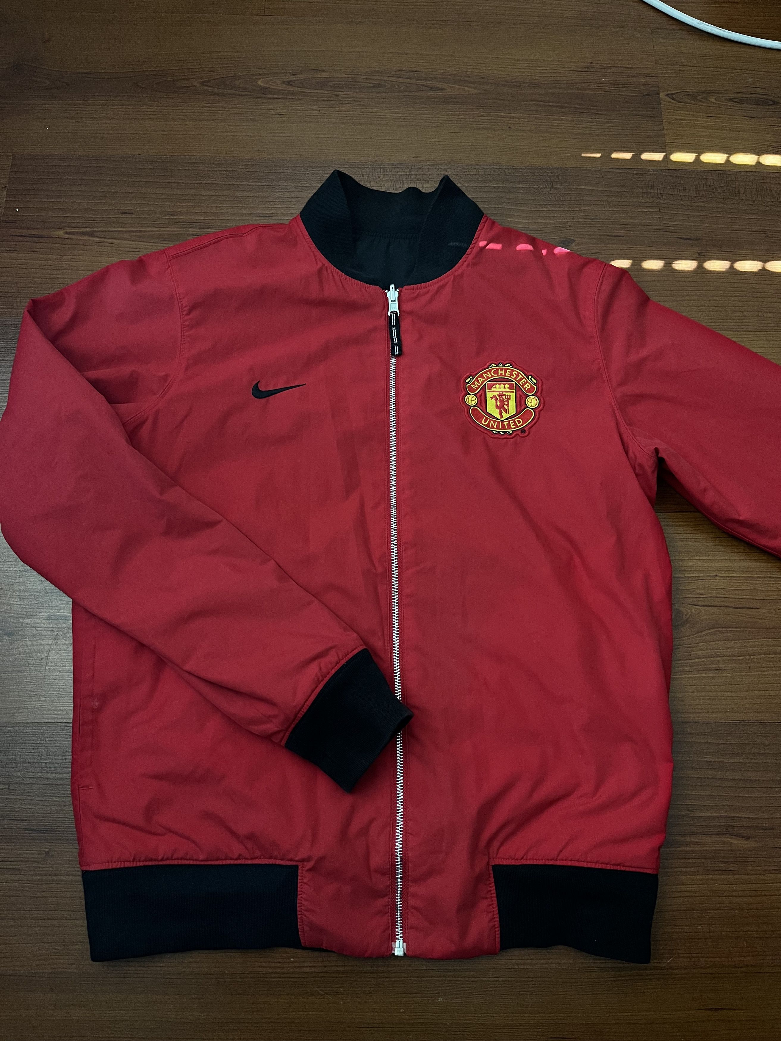 Nike Manchester United Nike Doube-Face Red Devils Bomber Football Size US M / EU 48-50 / 2 - 3 Thumbnail