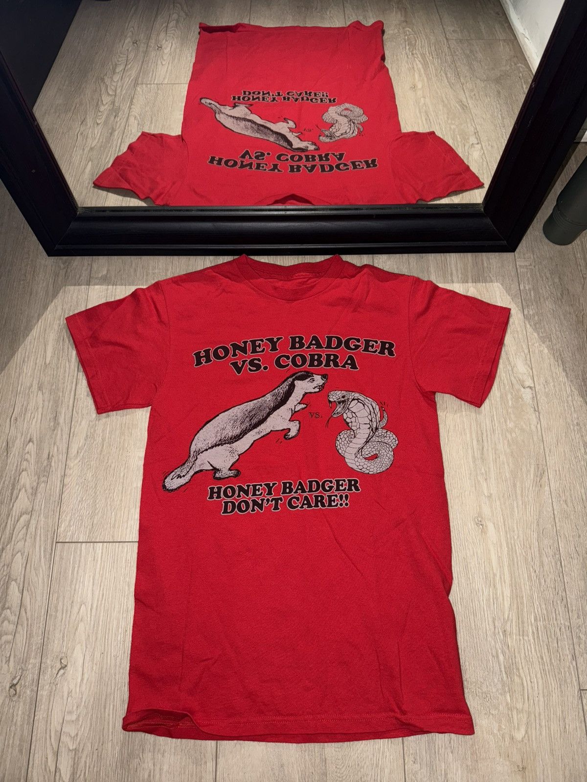 Vintage Vintage / Y2K Honey Badger Vs Cobra Shirt Size US M / EU 48-50 / 2 - 1 Thumbnail