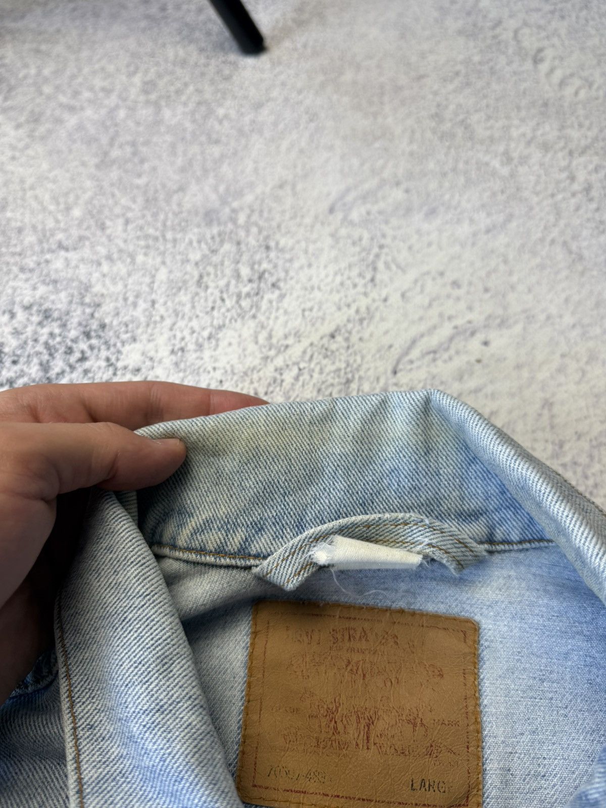 Levi's Vintage Levis Distressed Denim Jacket Made In USA Rare Y2K Size US L / EU 52-54 / 3 - 14 Thumbnail