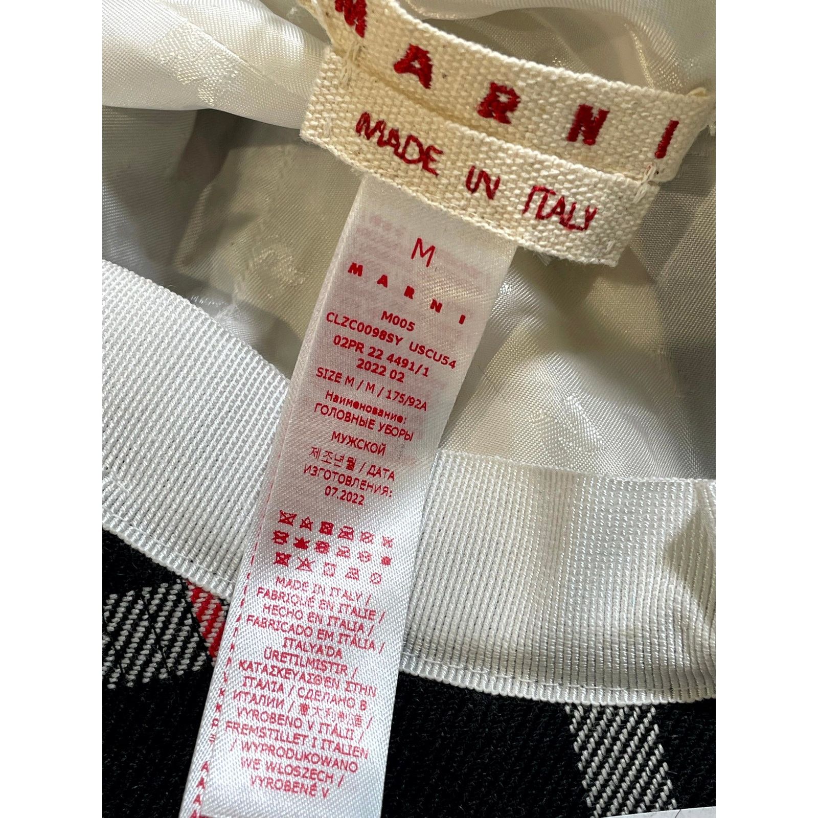 Marni Marni Flannel Distressed Black & Red Cap Size 32 - 3 Thumbnail