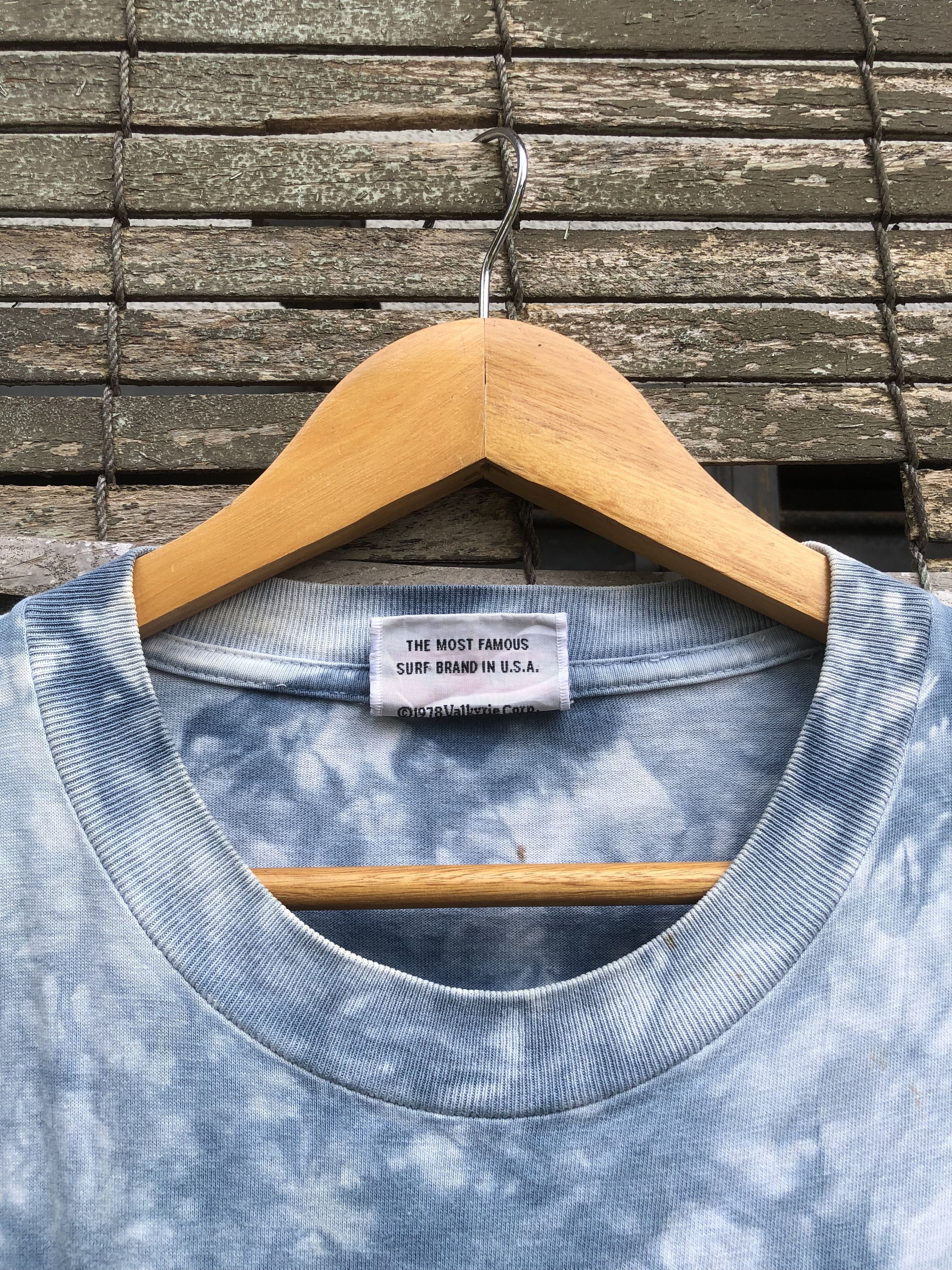 Vintage Vintage Tye Dye Bear Surf Boards Centre Logo Tee Size US L / EU 52-54 / 3 - 4 Thumbnail