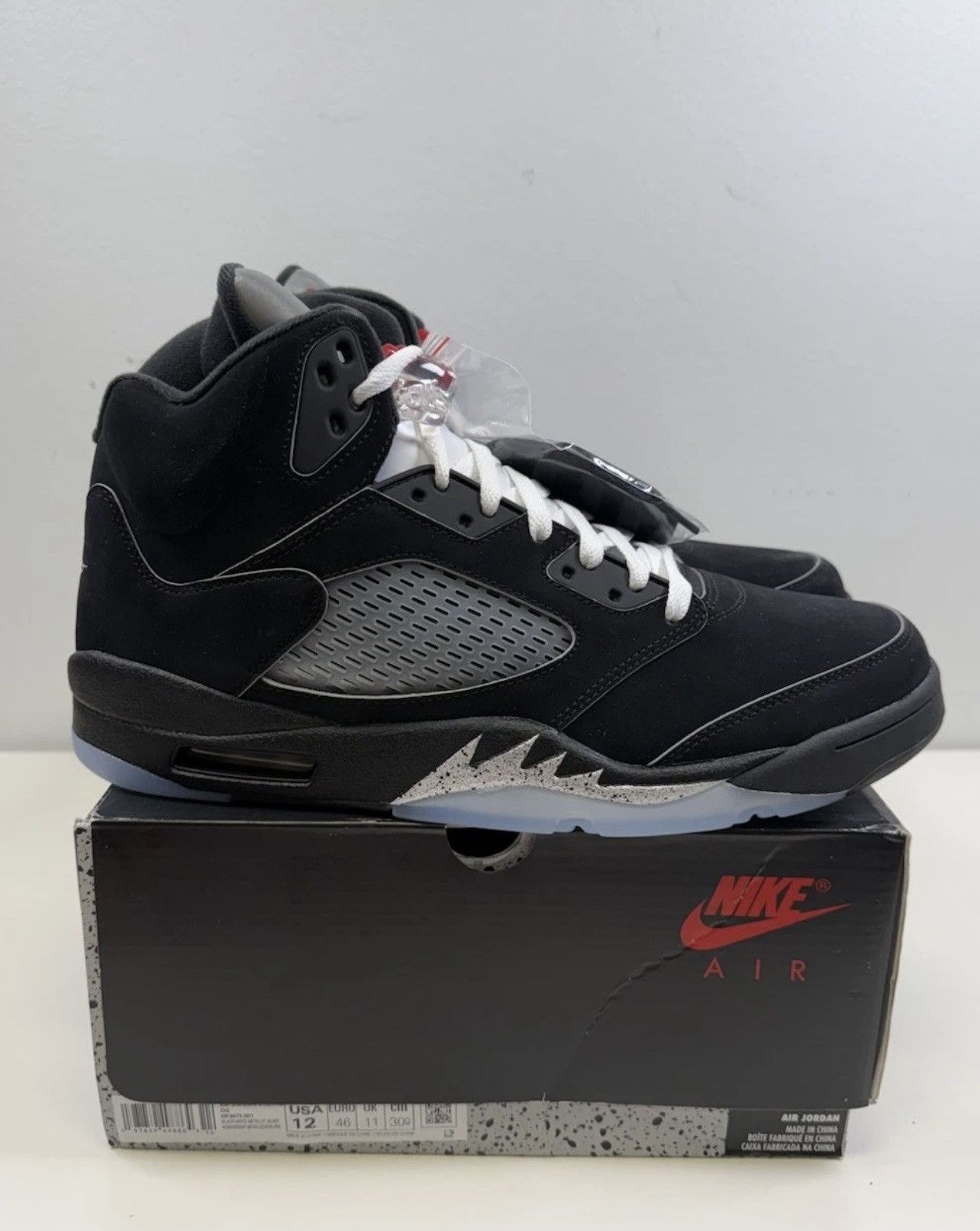 Jordan Brand Jordan 5 retro black metallic Sz 12 Size US 12 / EU 45 - 5 Thumbnail