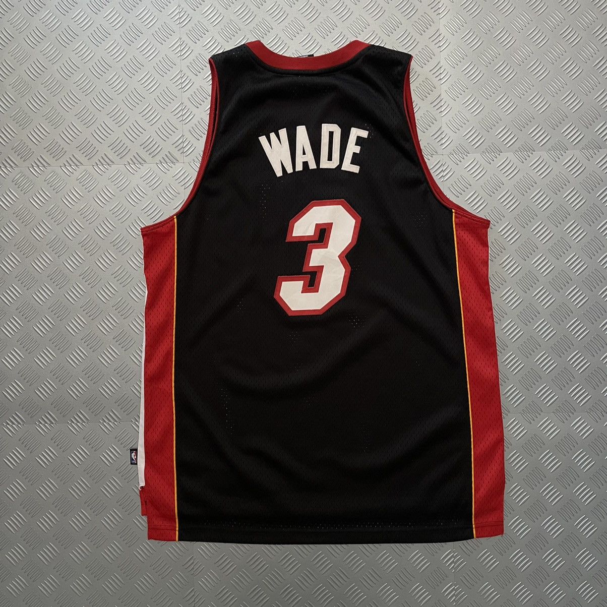 Adidas × NBA × Vintage Adidas Swingman Miami Heats #3 Dwyane Wade NBA Jersey Size US L / EU 52-54 / 3 - 10 Thumbnail