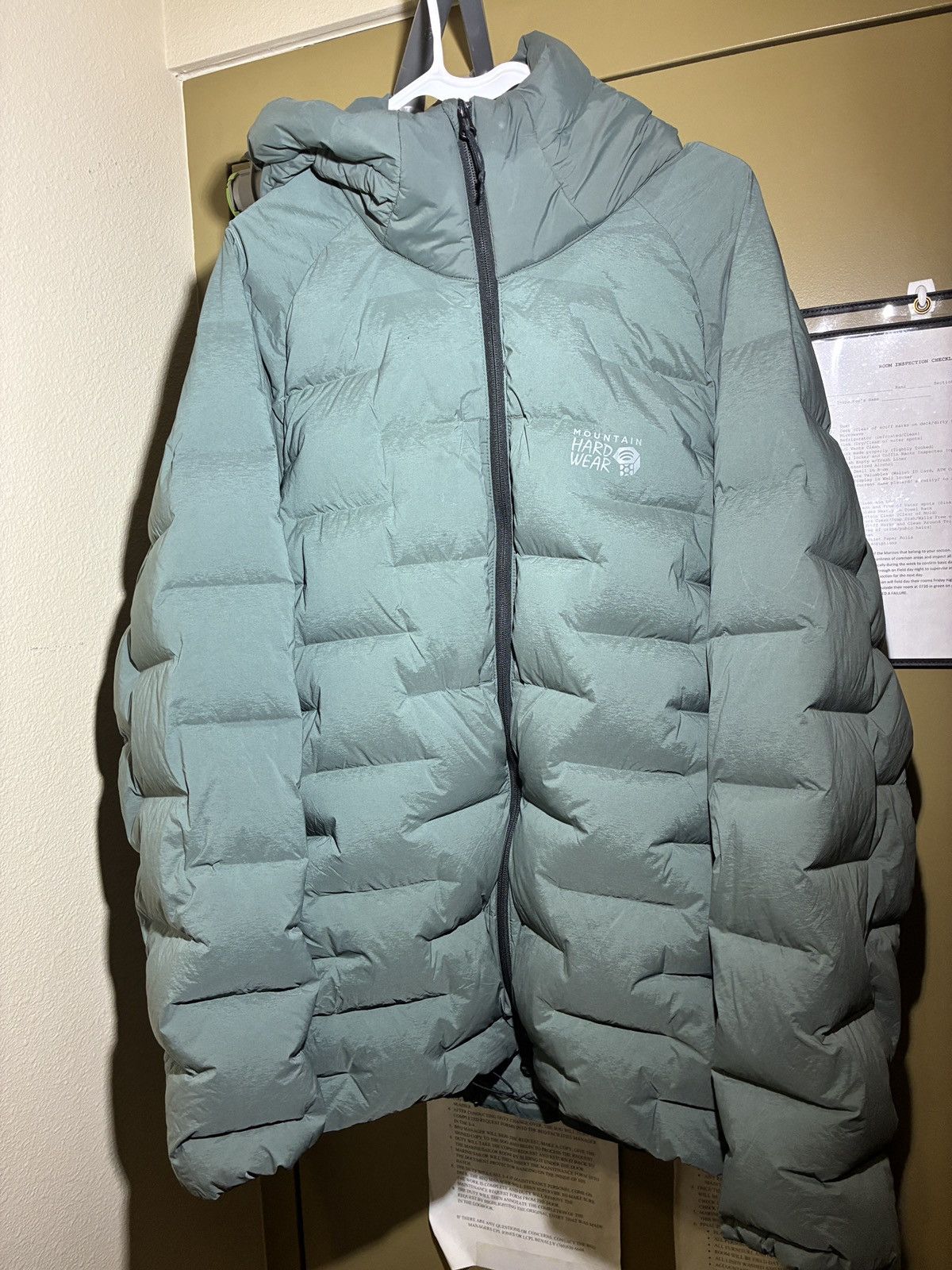 Mountain Hardwear Mens Mountain Hardwear Stretchdown parka Size US XL / EU 56 / 4 - 1 Thumbnail